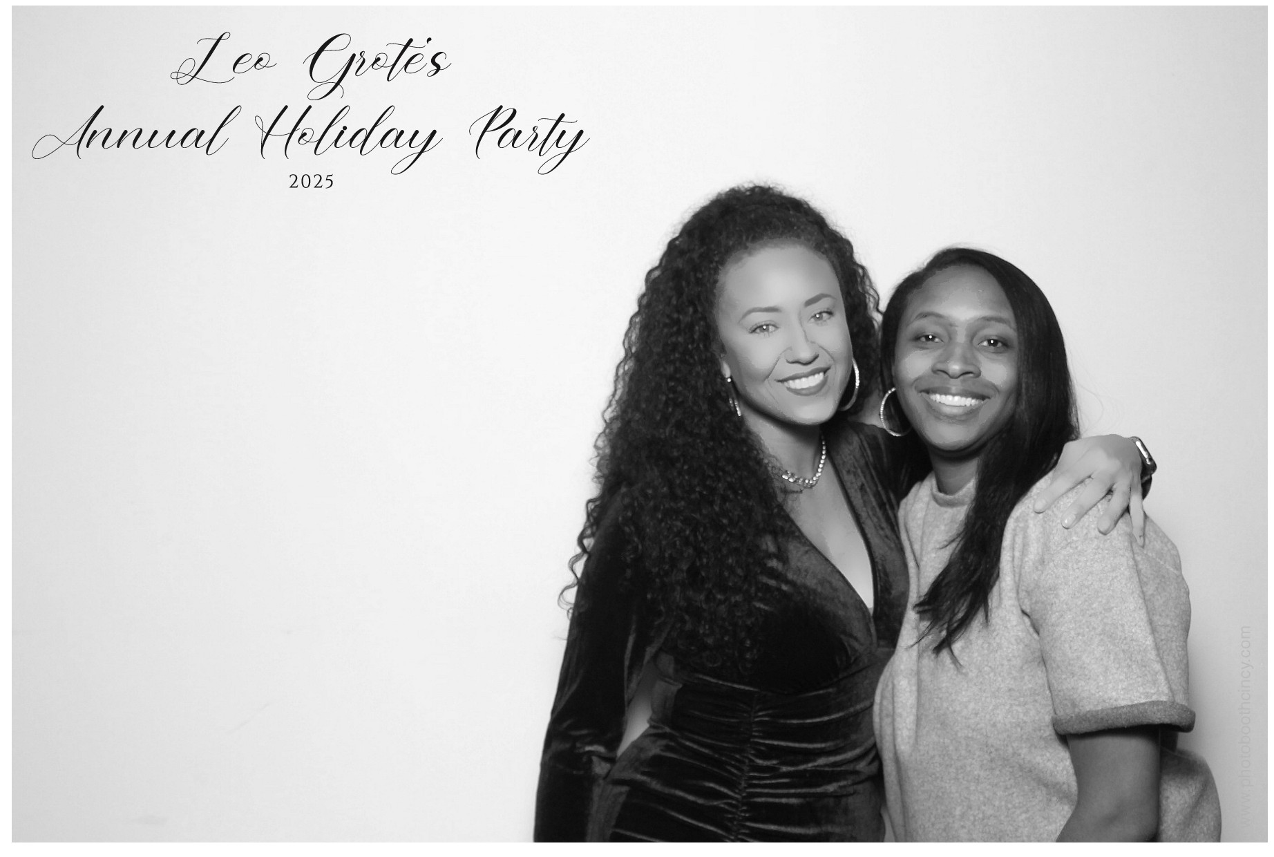 Leo Grote LPA Christmas Party | View more photos from the event at gallery.photoboothcincy.com/u/PhotoBoothCincy/Leo-Grote-LPA-Christmas-Party