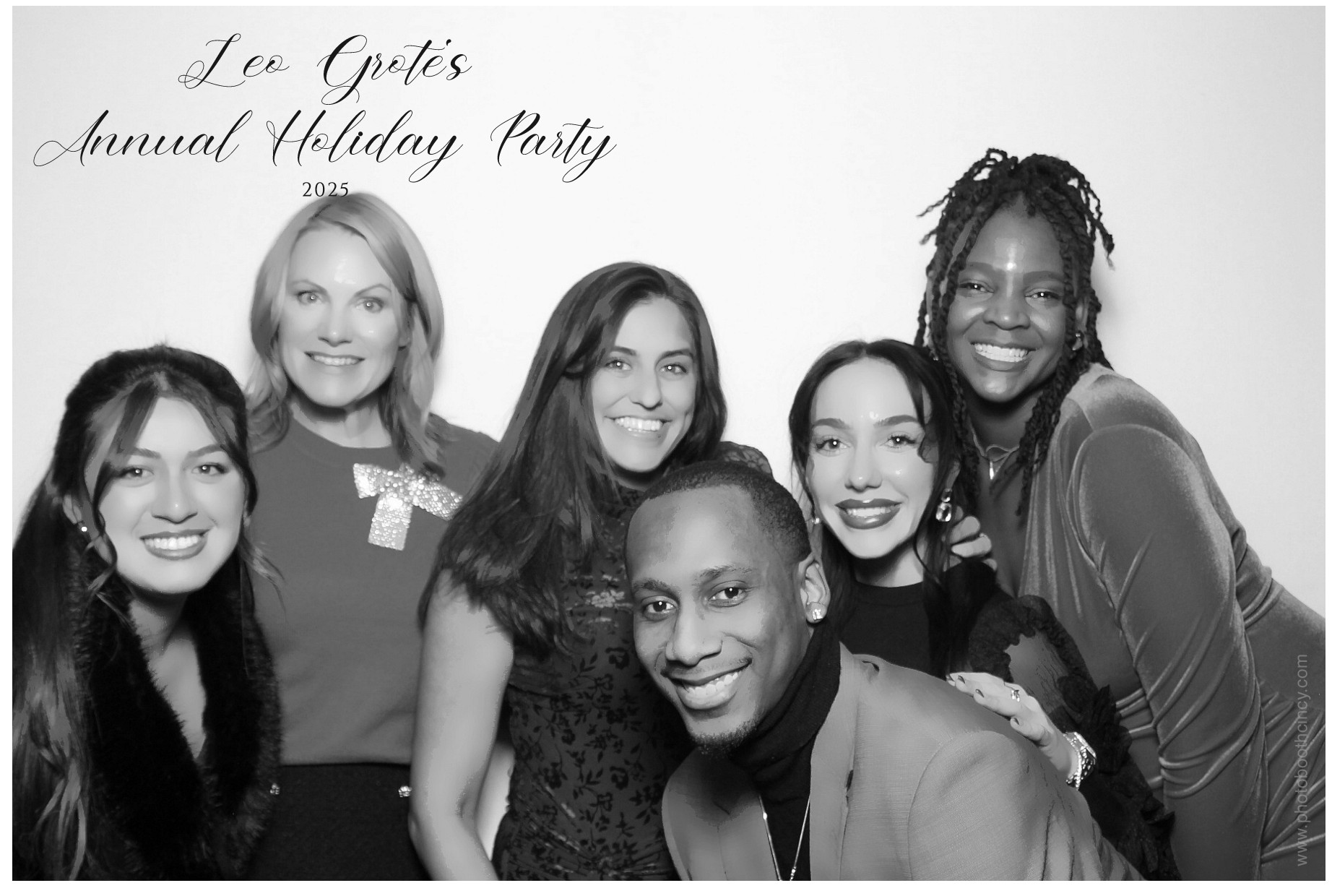 Leo Grote LPA Christmas Party | View more photos from the event at gallery.photoboothcincy.com/u/PhotoBoothCincy/Leo-Grote-LPA-Christmas-Party
