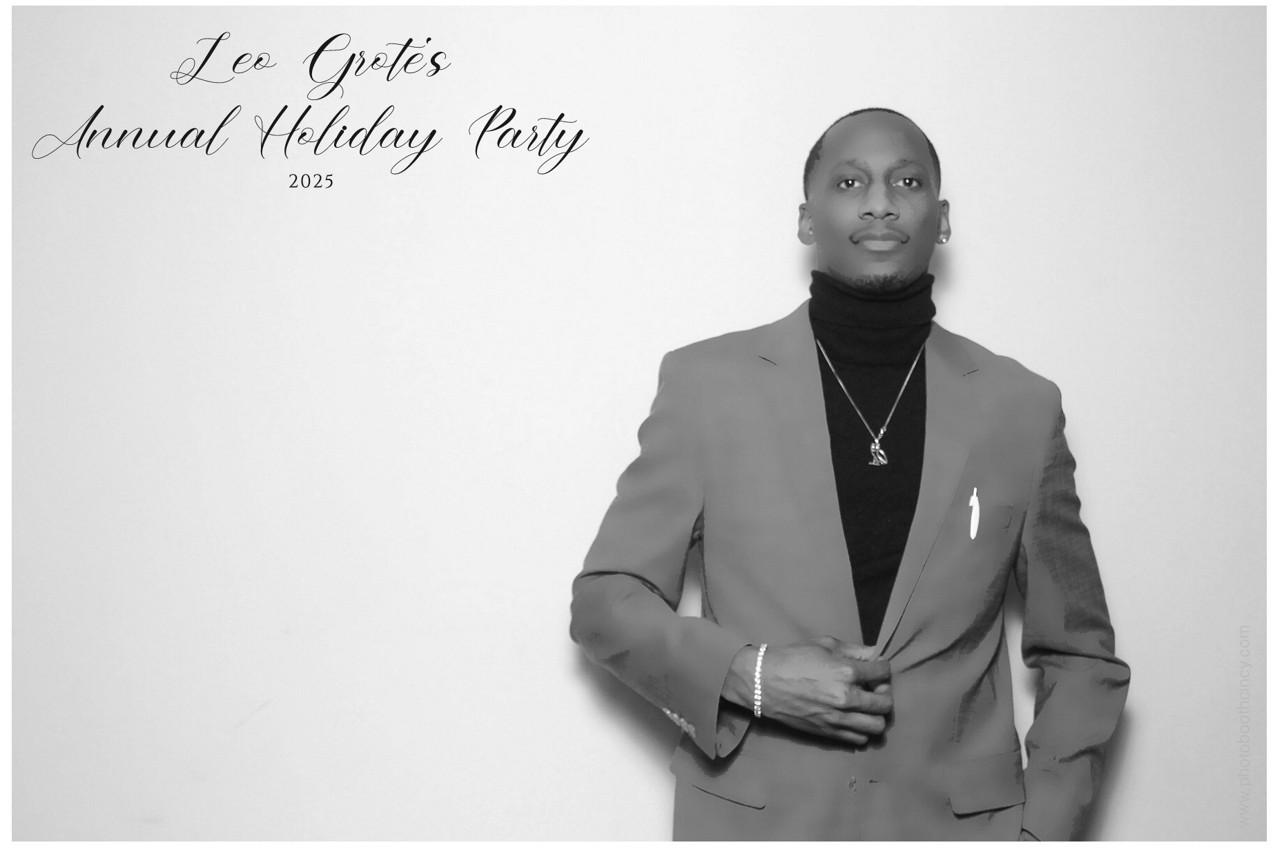 Leo Grote LPA Christmas Party | View more photos from the event at gallery.photoboothcincy.com/u/PhotoBoothCincy/Leo-Grote-LPA-Christmas-Party