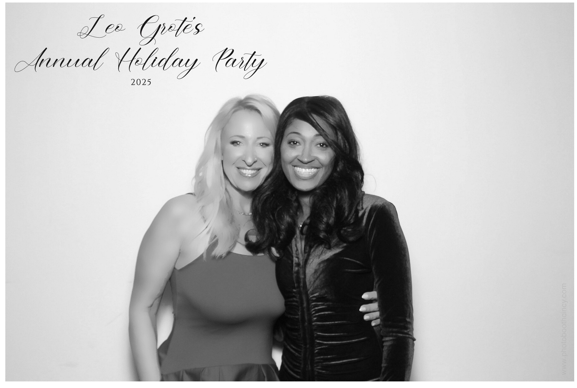 Leo Grote LPA Christmas Party | View more photos from the event at gallery.photoboothcincy.com/u/PhotoBoothCincy/Leo-Grote-LPA-Christmas-Party