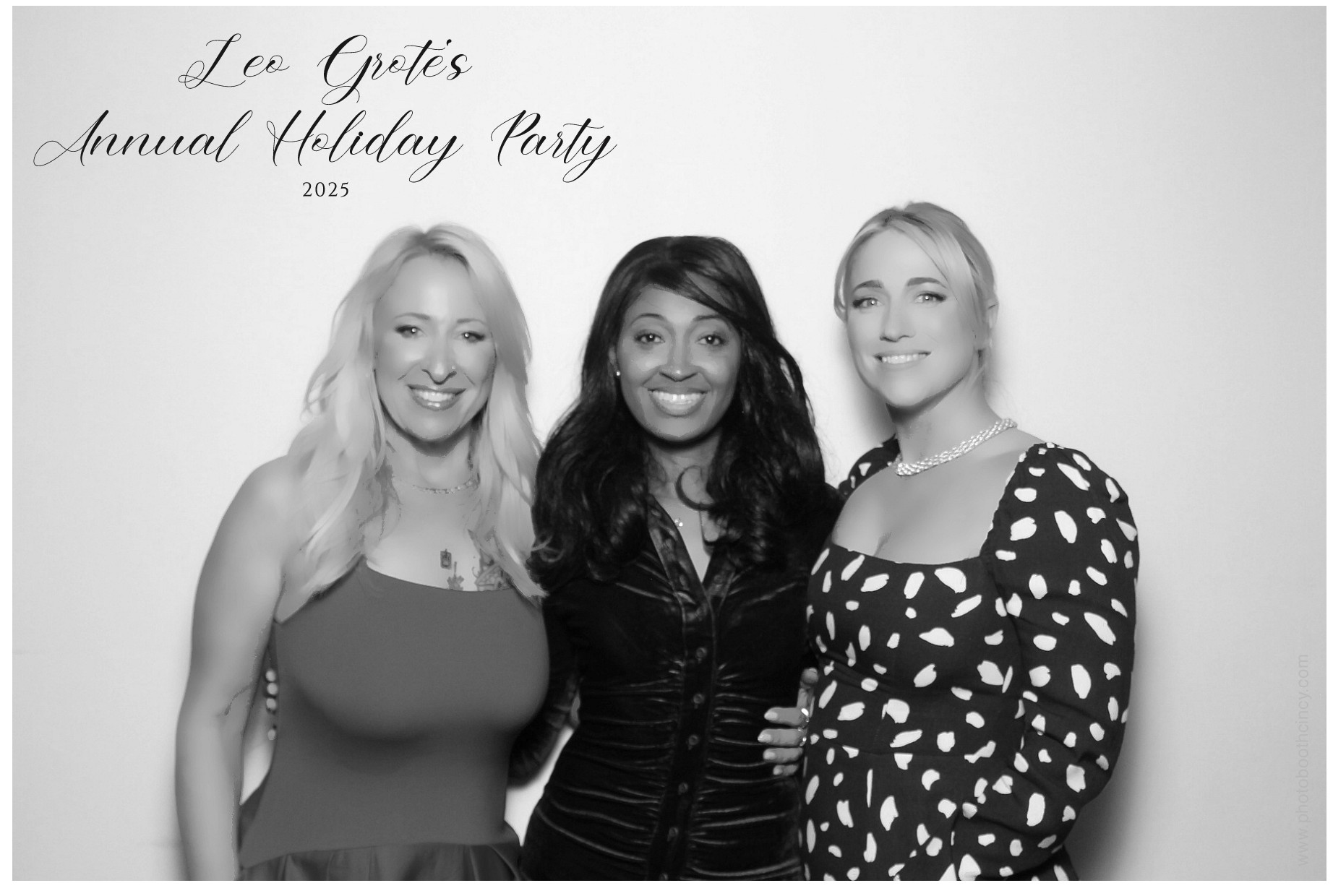 Leo Grote LPA Christmas Party | View more photos from the event at gallery.photoboothcincy.com/u/PhotoBoothCincy/Leo-Grote-LPA-Christmas-Party