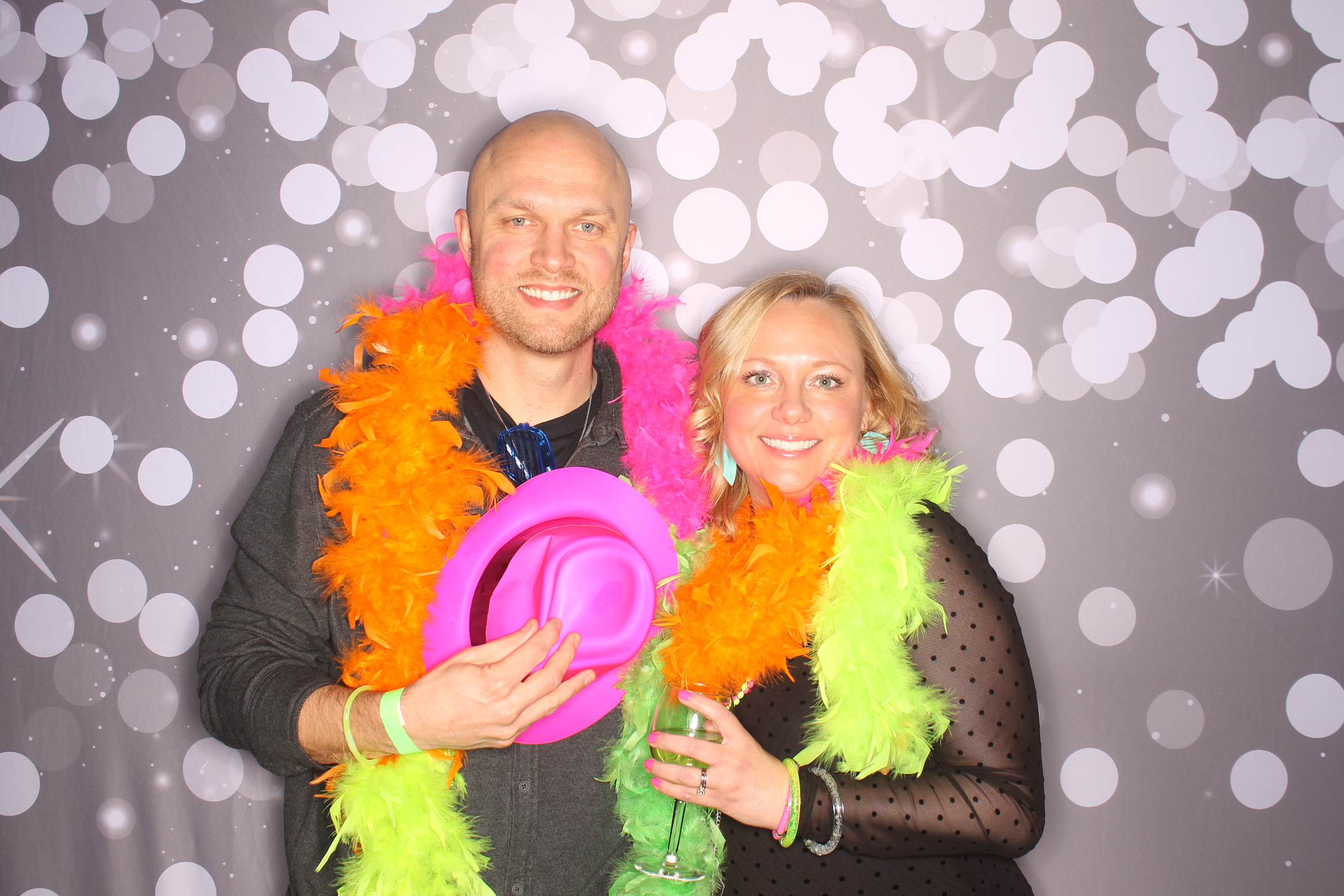 Lets Glow BSS! | View more photos from the event at gallery.photoboothcincy.com/u/PhotoBoothCincy/Lets-Glow-BSS