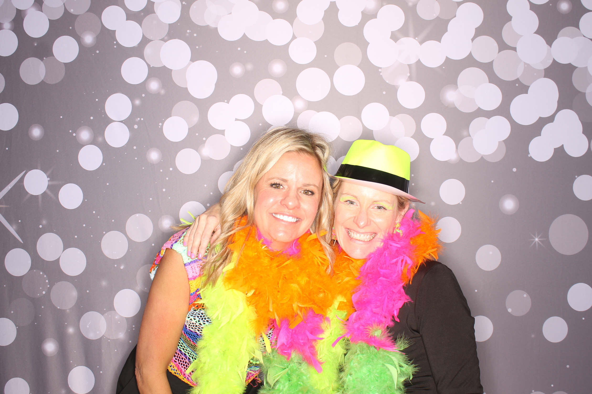 Lets Glow BSS! | View more photos from the event at gallery.photoboothcincy.com/u/PhotoBoothCincy/Lets-Glow-BSS