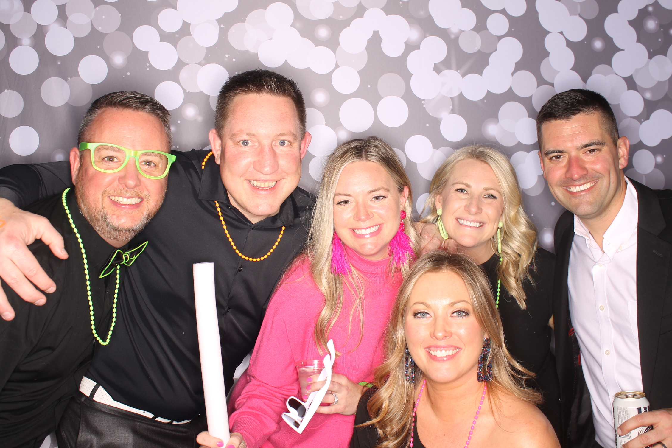 Lets Glow BSS! | View more photos from the event at gallery.photoboothcincy.com/u/PhotoBoothCincy/Lets-Glow-BSS