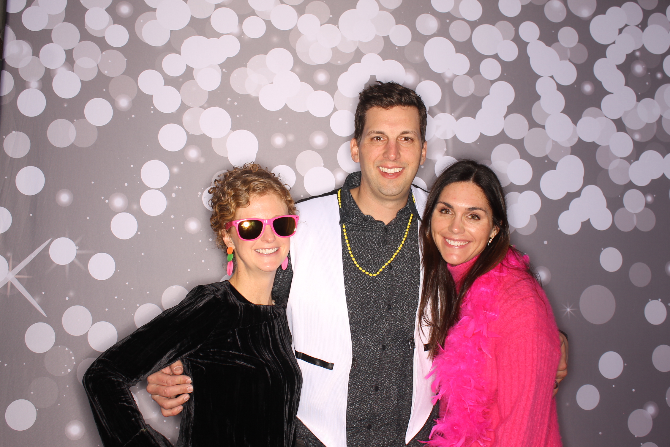 Lets Glow BSS! | View more photos from the event at gallery.photoboothcincy.com/u/PhotoBoothCincy/Lets-Glow-BSS
