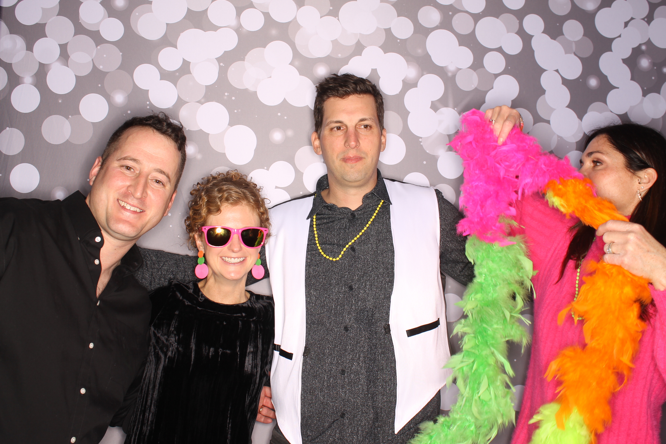 Lets Glow BSS! | View more photos from the event at gallery.photoboothcincy.com/u/PhotoBoothCincy/Lets-Glow-BSS