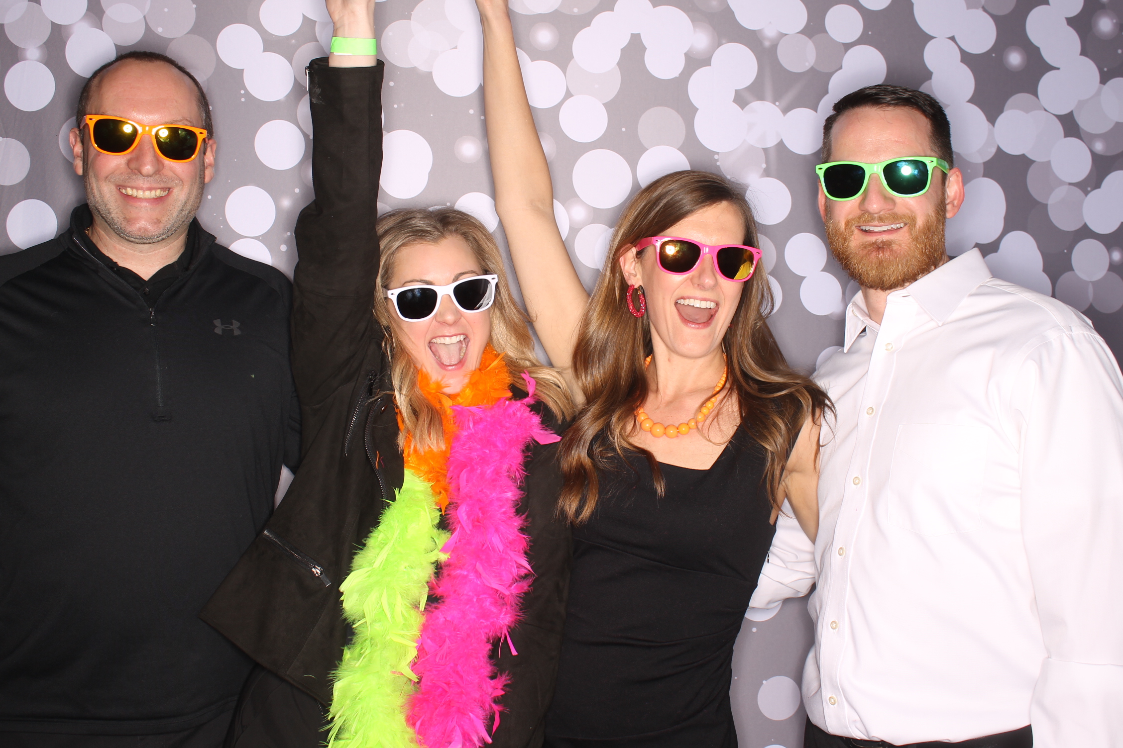 Lets Glow BSS! | View more photos from the event at gallery.photoboothcincy.com/u/PhotoBoothCincy/Lets-Glow-BSS