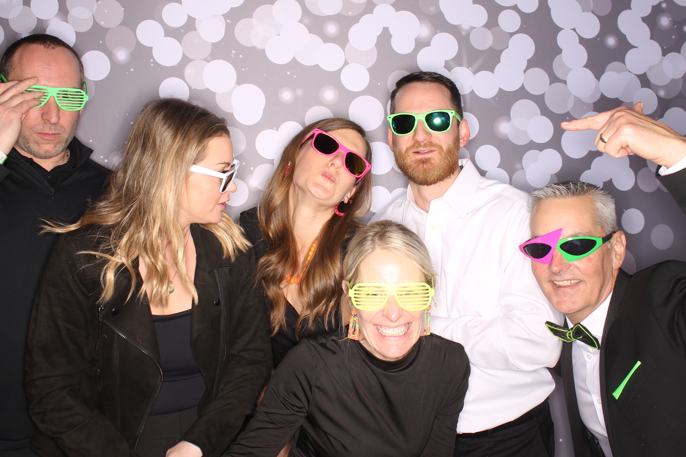 Lets Glow BSS! | View more photos from the event at gallery.photoboothcincy.com/u/PhotoBoothCincy/Lets-Glow-BSS