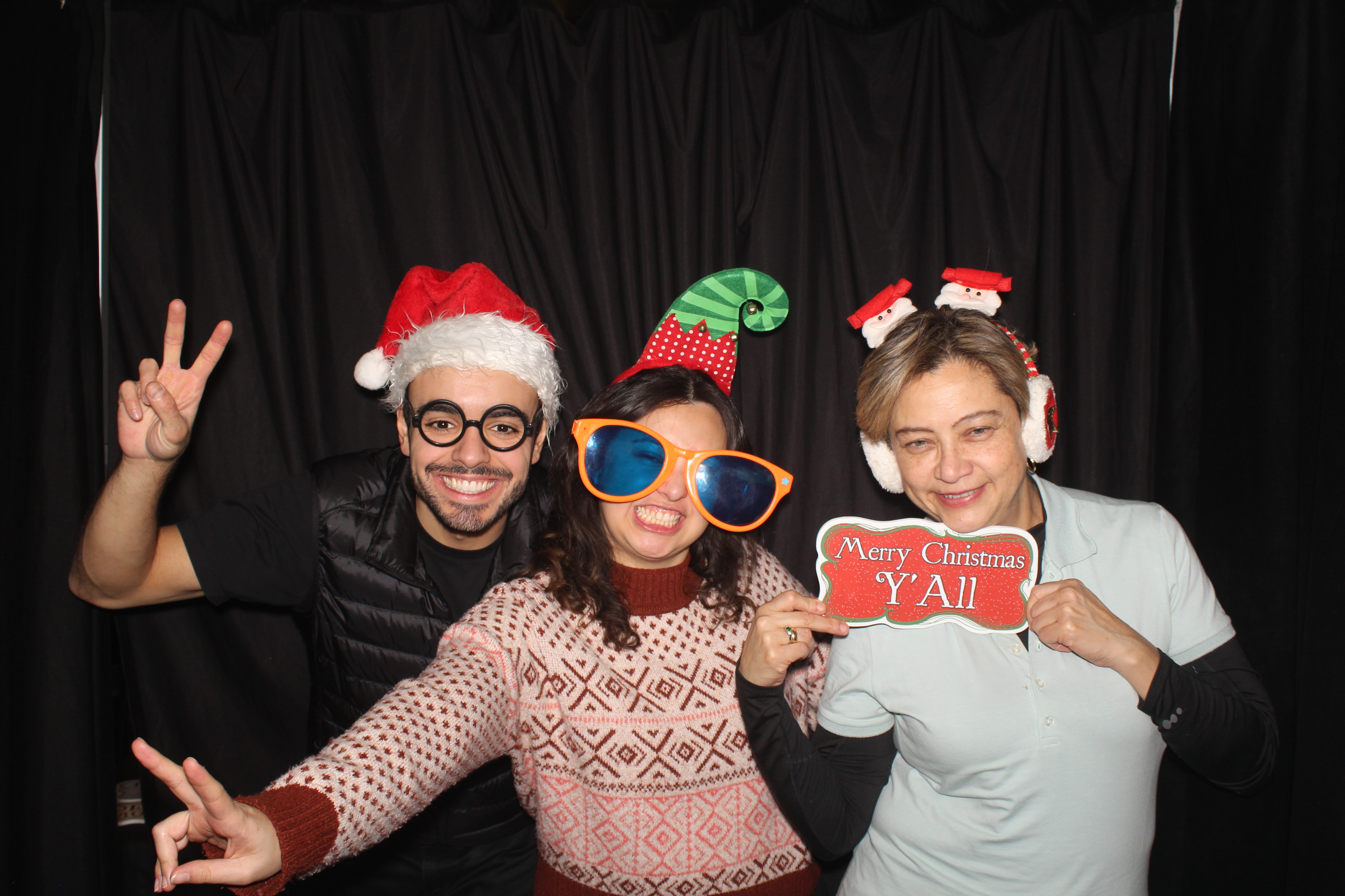 Liberty Flats Holiday Party | View more photos from the event at gallery.photoboothcincy.com/u/PhotoBoothCincy/Liberty-Flats-Holiday-Party-0