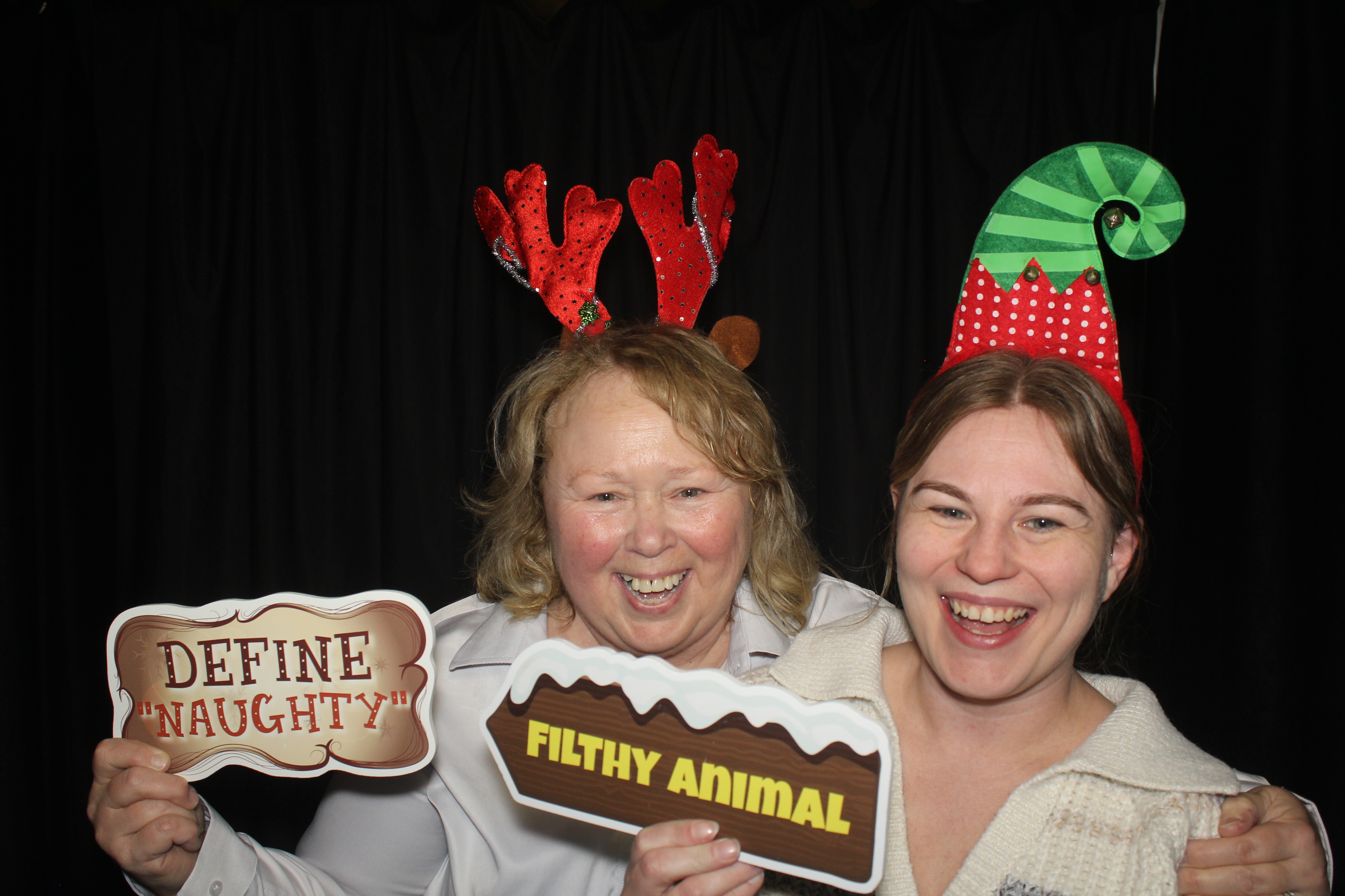 Liberty Flats Holiday Party | View more photos from the event at gallery.photoboothcincy.com/u/PhotoBoothCincy/Liberty-Flats-Holiday-Party-0