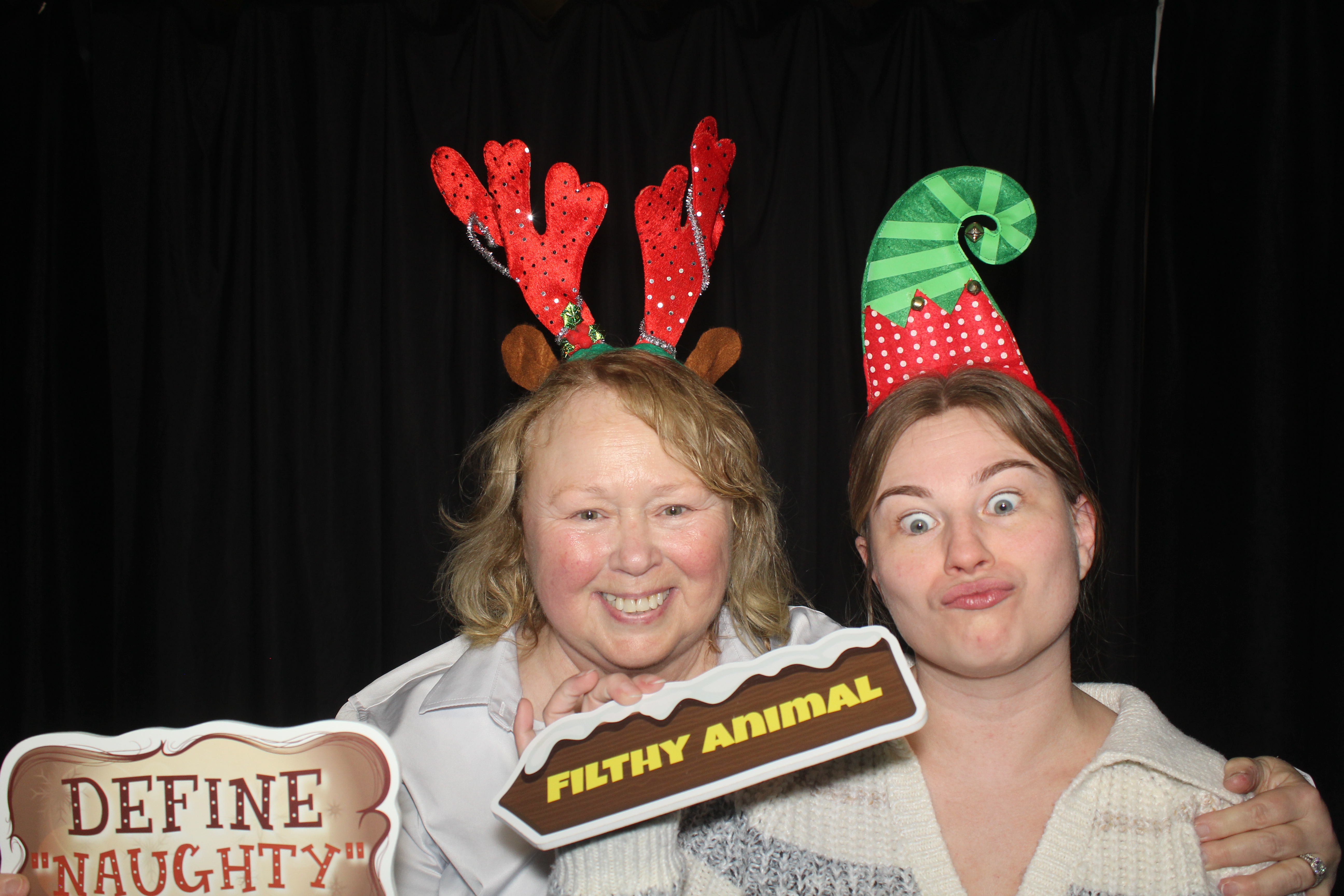Liberty Flats Holiday Party | View more photos from the event at gallery.photoboothcincy.com/u/PhotoBoothCincy/Liberty-Flats-Holiday-Party-0