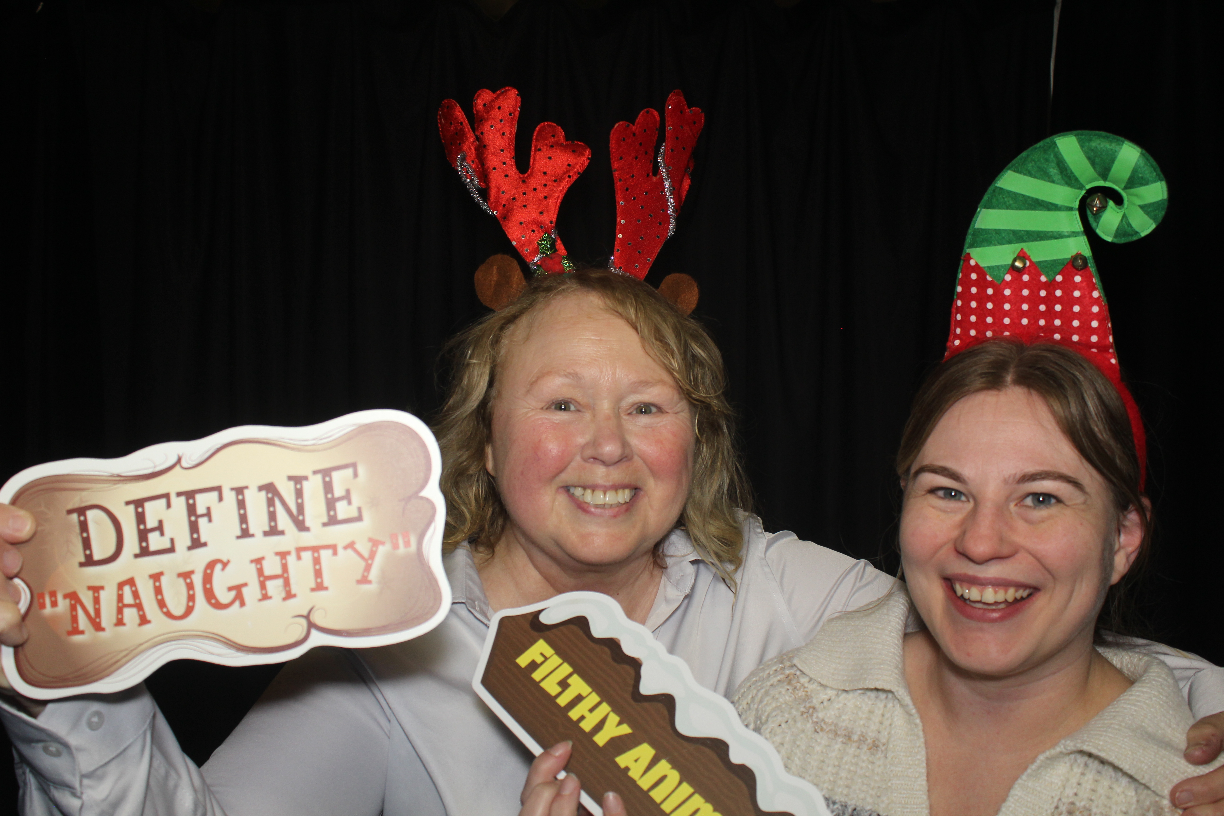 Liberty Flats Holiday Party | View more photos from the event at gallery.photoboothcincy.com/u/PhotoBoothCincy/Liberty-Flats-Holiday-Party-0