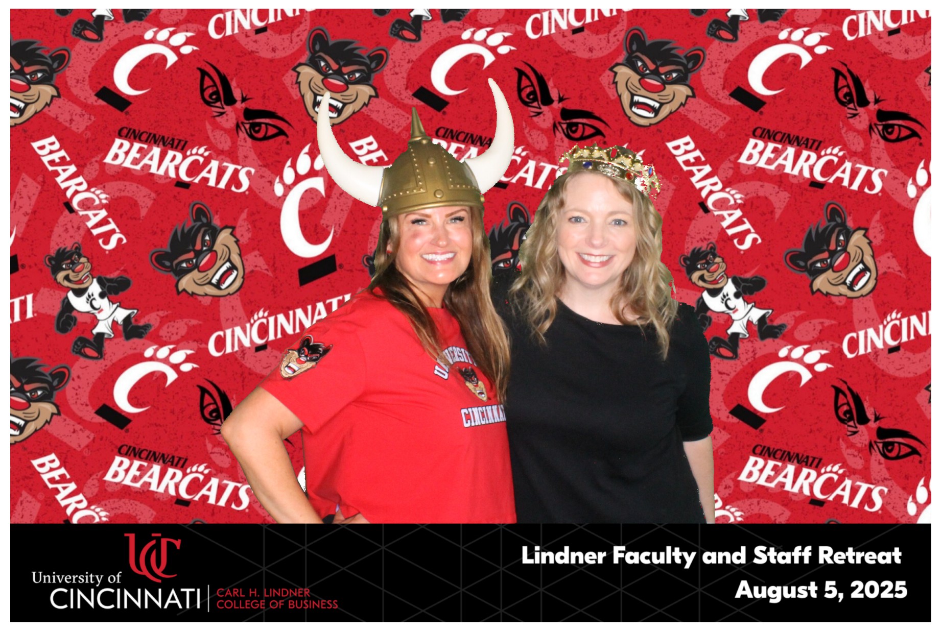 Linder College | View more photos from the event at gallery.photoboothcincy.com/u/PhotoBoothCincy/Linder-College