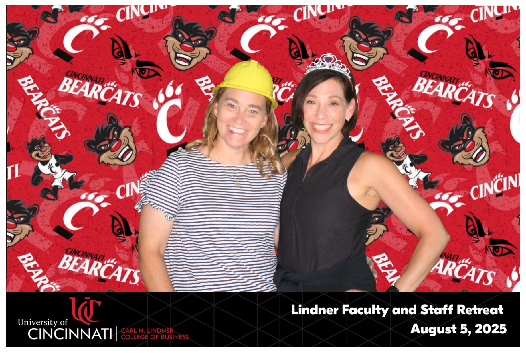 Linder College | View more photos from the event at gallery.photoboothcincy.com/u/PhotoBoothCincy/Linder-College