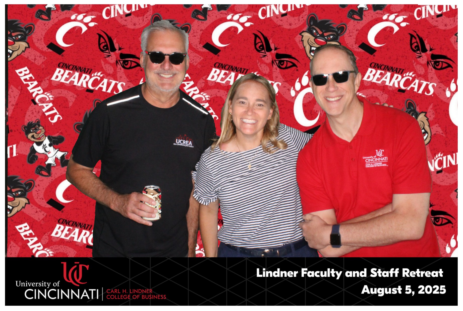 Linder College | View more photos from the event at gallery.photoboothcincy.com/u/PhotoBoothCincy/Linder-College