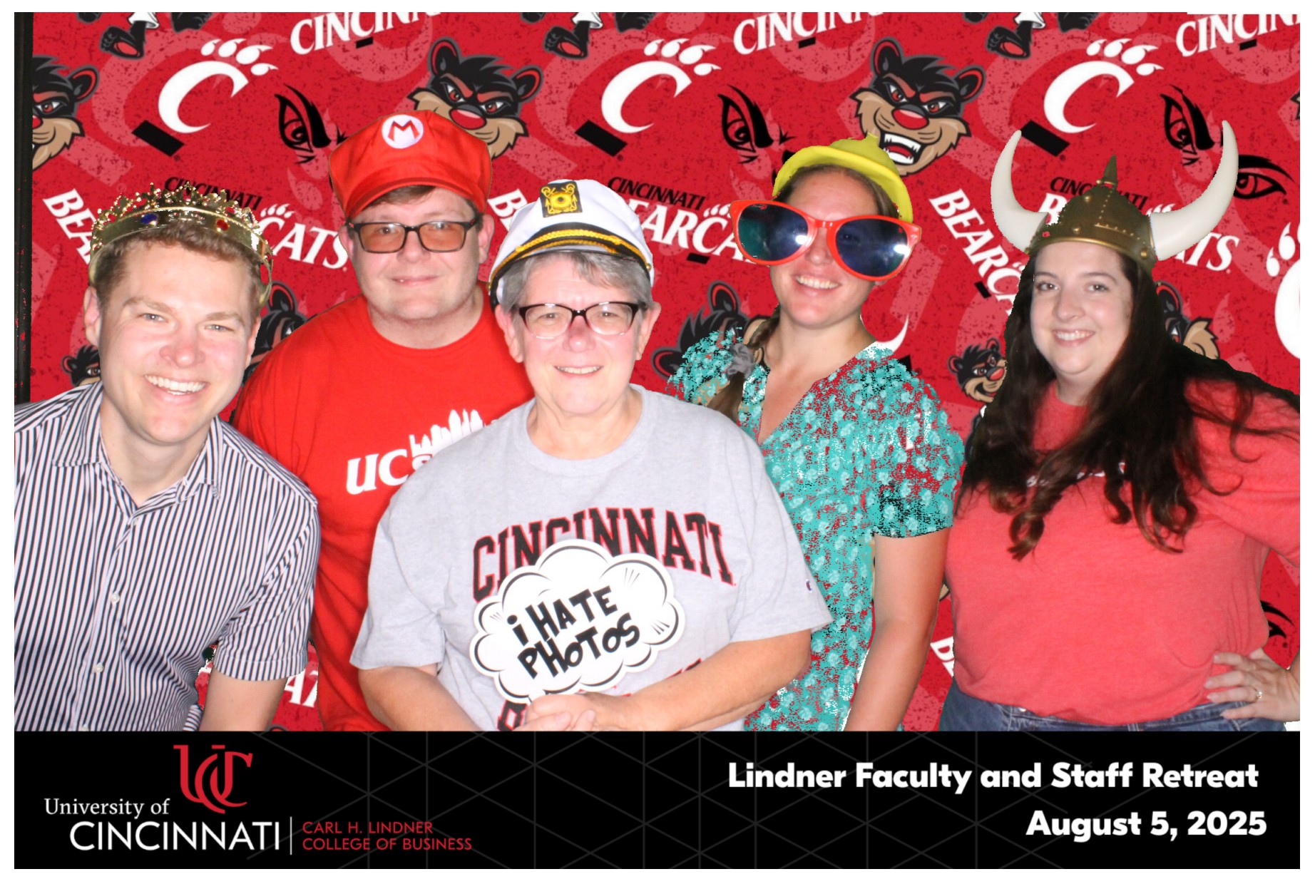 Linder College | View more photos from the event at gallery.photoboothcincy.com/u/PhotoBoothCincy/Linder-College