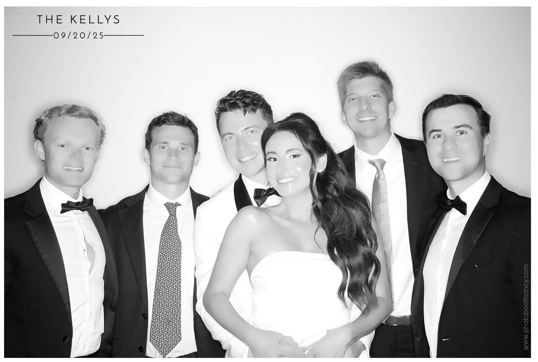 Lindsey & Sam | View more photos from the event at gallery.photoboothcincy.com/u/PhotoBoothCincy/Lindsey-Sam