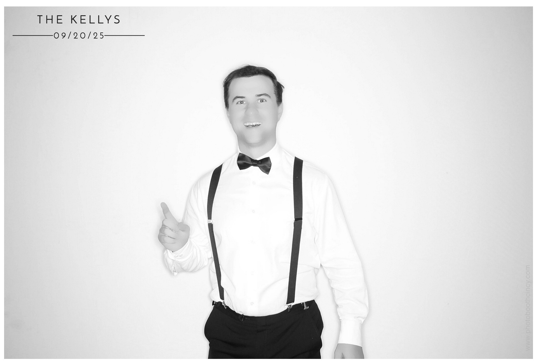 Lindsey & Sam | View more photos from the event at gallery.photoboothcincy.com/u/PhotoBoothCincy/Lindsey-Sam