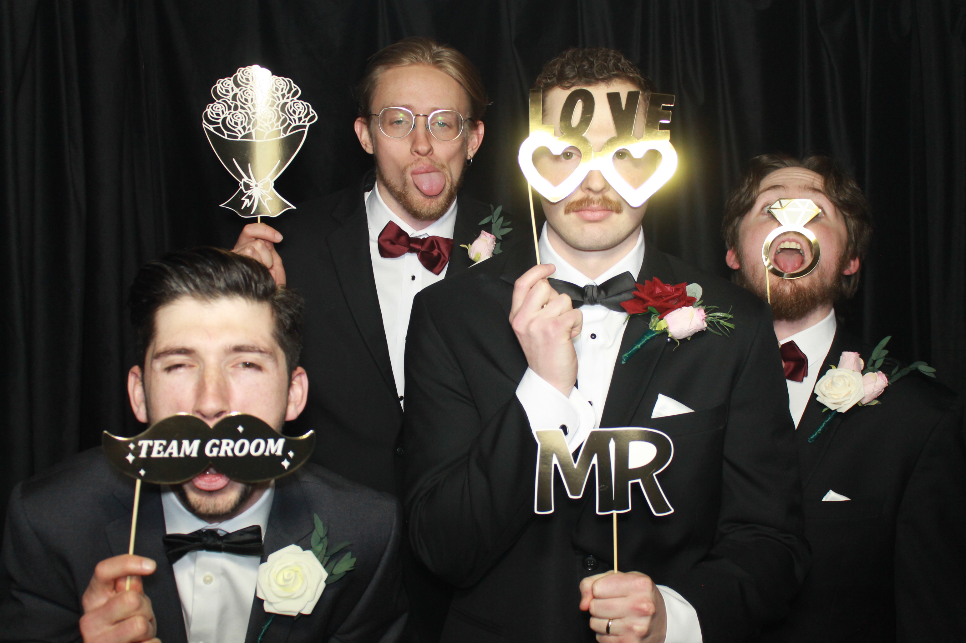 Liske Wedding | View more photos from the event at gallery.photoboothcincy.com/u/PhotoBoothCincy/Liske-Wedding