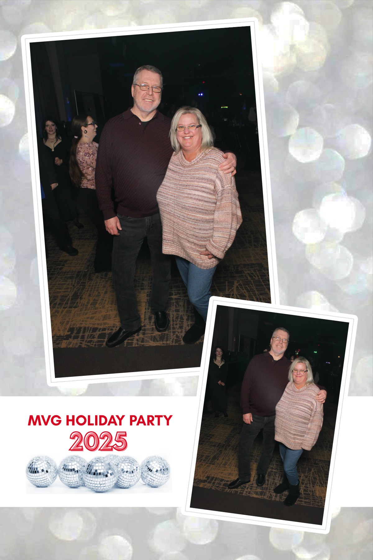 MVG Holiday Party | View more photos from the event at gallery.photoboothcincy.com/u/PhotoBoothCincy/MVG-Holiday-Party