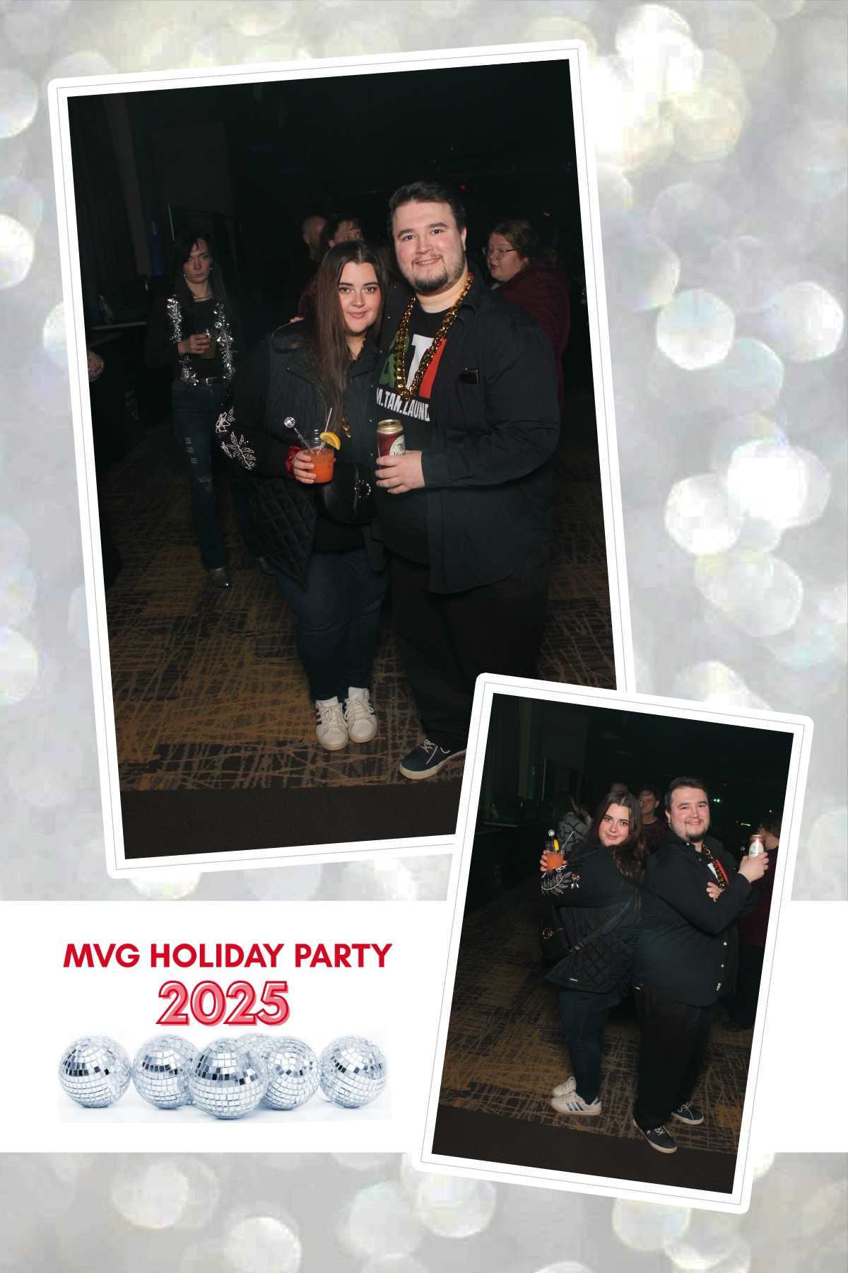 MVG Holiday Party | View more photos from the event at gallery.photoboothcincy.com/u/PhotoBoothCincy/MVG-Holiday-Party