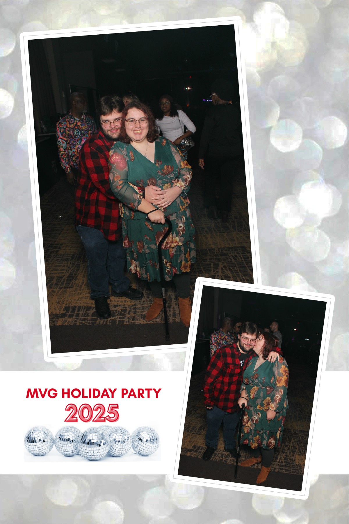 MVG Holiday Party | View more photos from the event at gallery.photoboothcincy.com/u/PhotoBoothCincy/MVG-Holiday-Party
