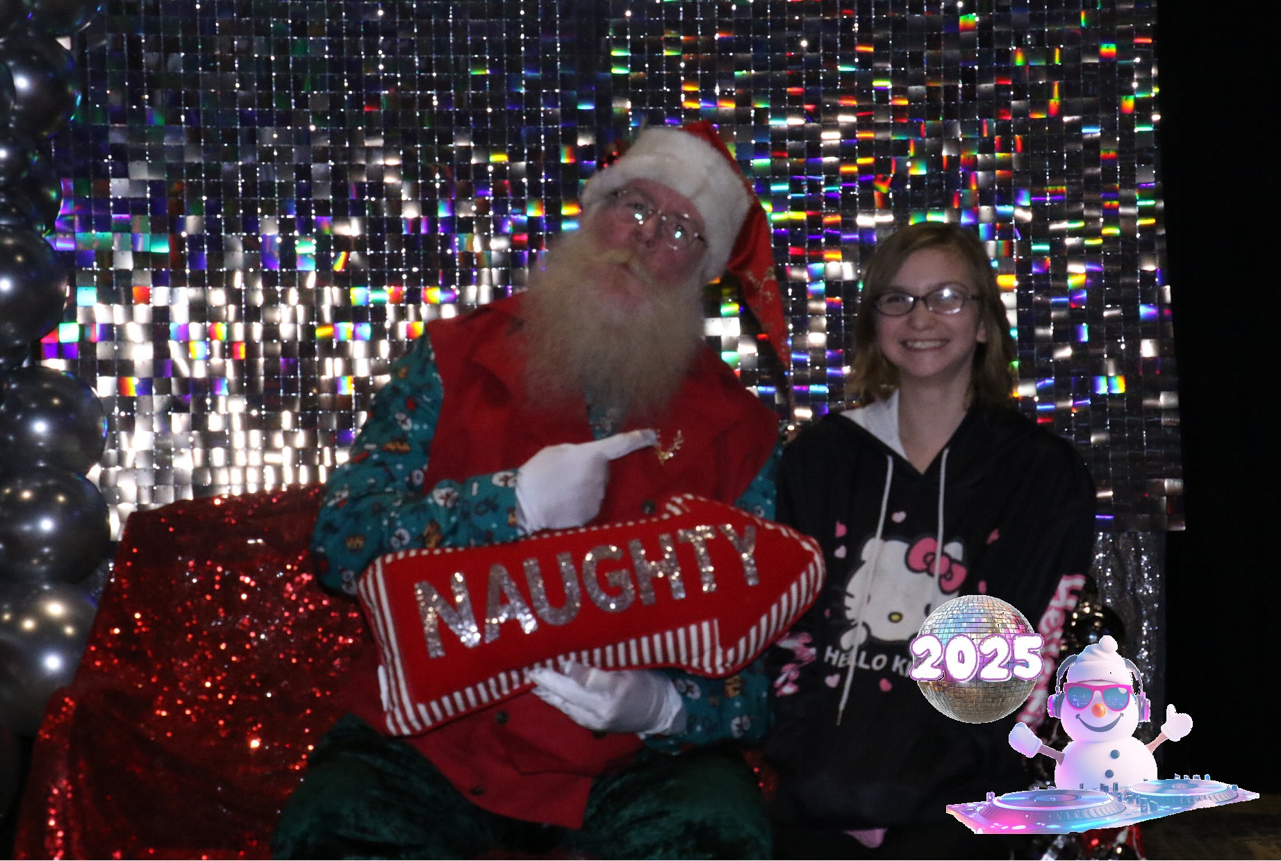 MVG Santa | View more photos from the event at gallery.photoboothcincy.com/u/PhotoBoothCincy/MVG-Santa