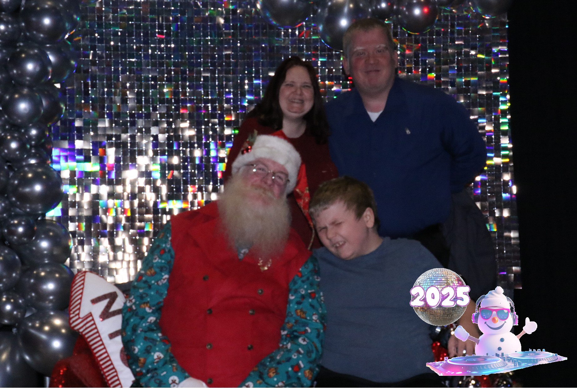 MVG Santa | View more photos from the event at gallery.photoboothcincy.com/u/PhotoBoothCincy/MVG-Santa