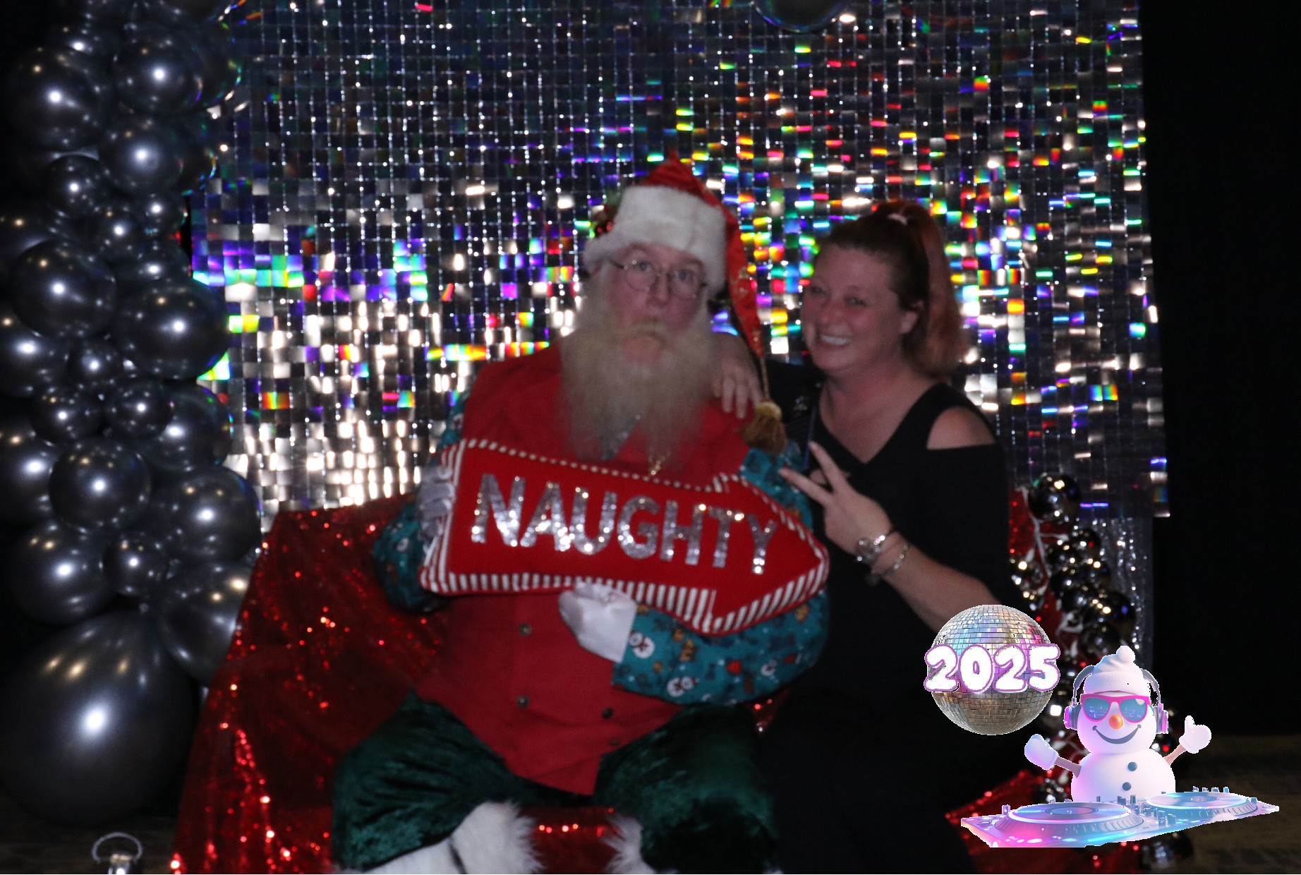 MVG Santa | View more photos from the event at gallery.photoboothcincy.com/u/PhotoBoothCincy/MVG-Santa