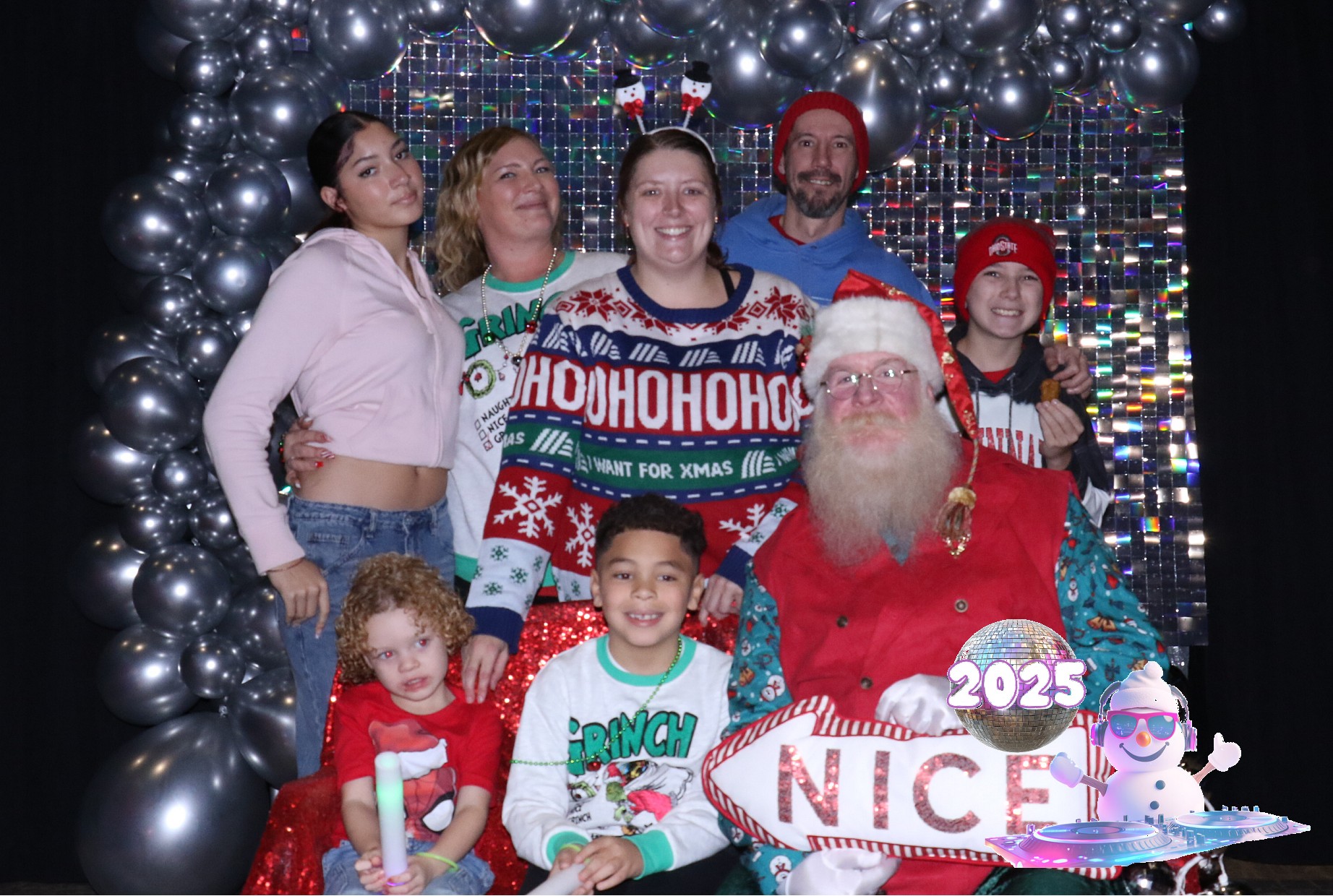 MVG Santa | View more photos from the event at gallery.photoboothcincy.com/u/PhotoBoothCincy/MVG-Santa