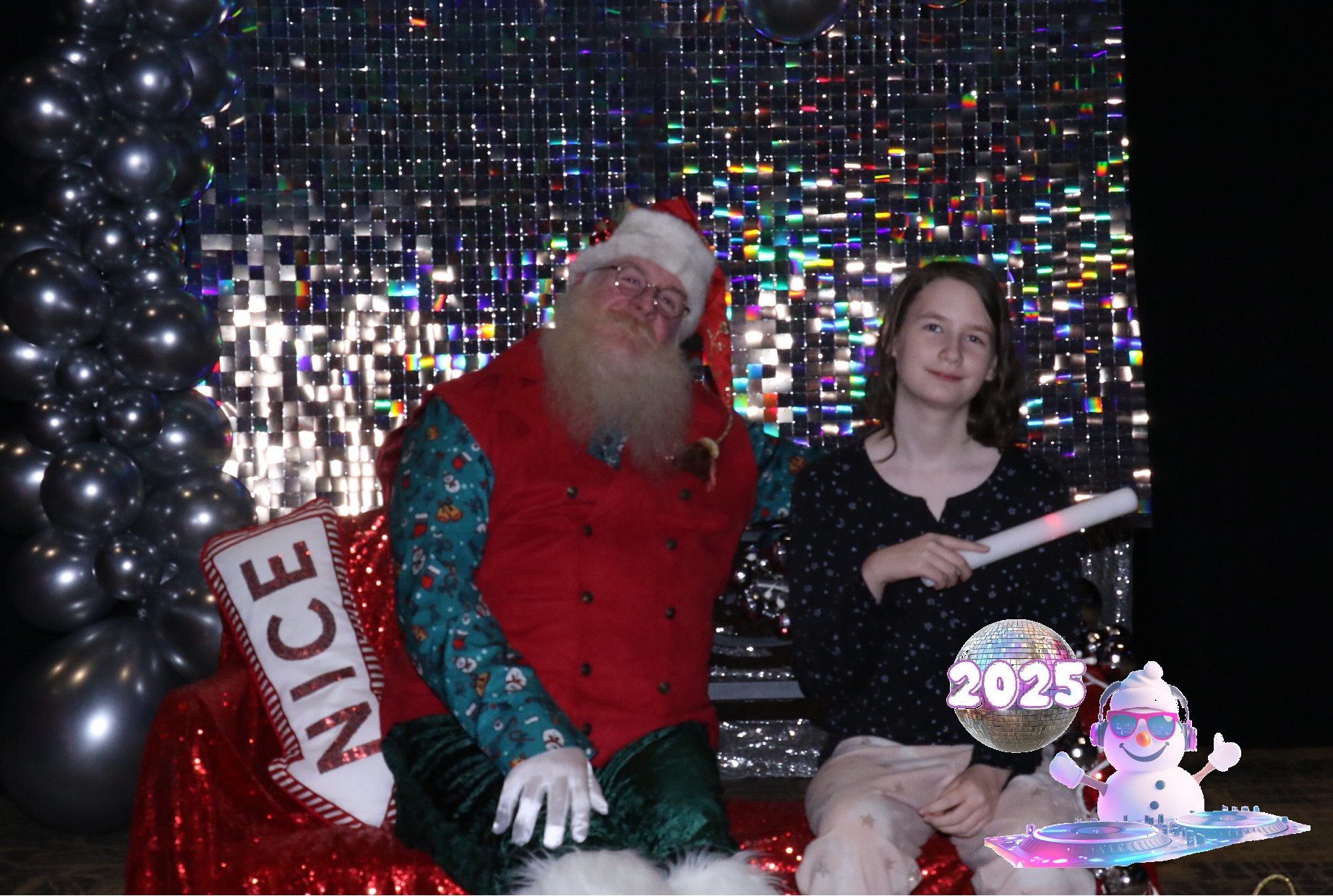 MVG Santa | View more photos from the event at gallery.photoboothcincy.com/u/PhotoBoothCincy/MVG-Santa