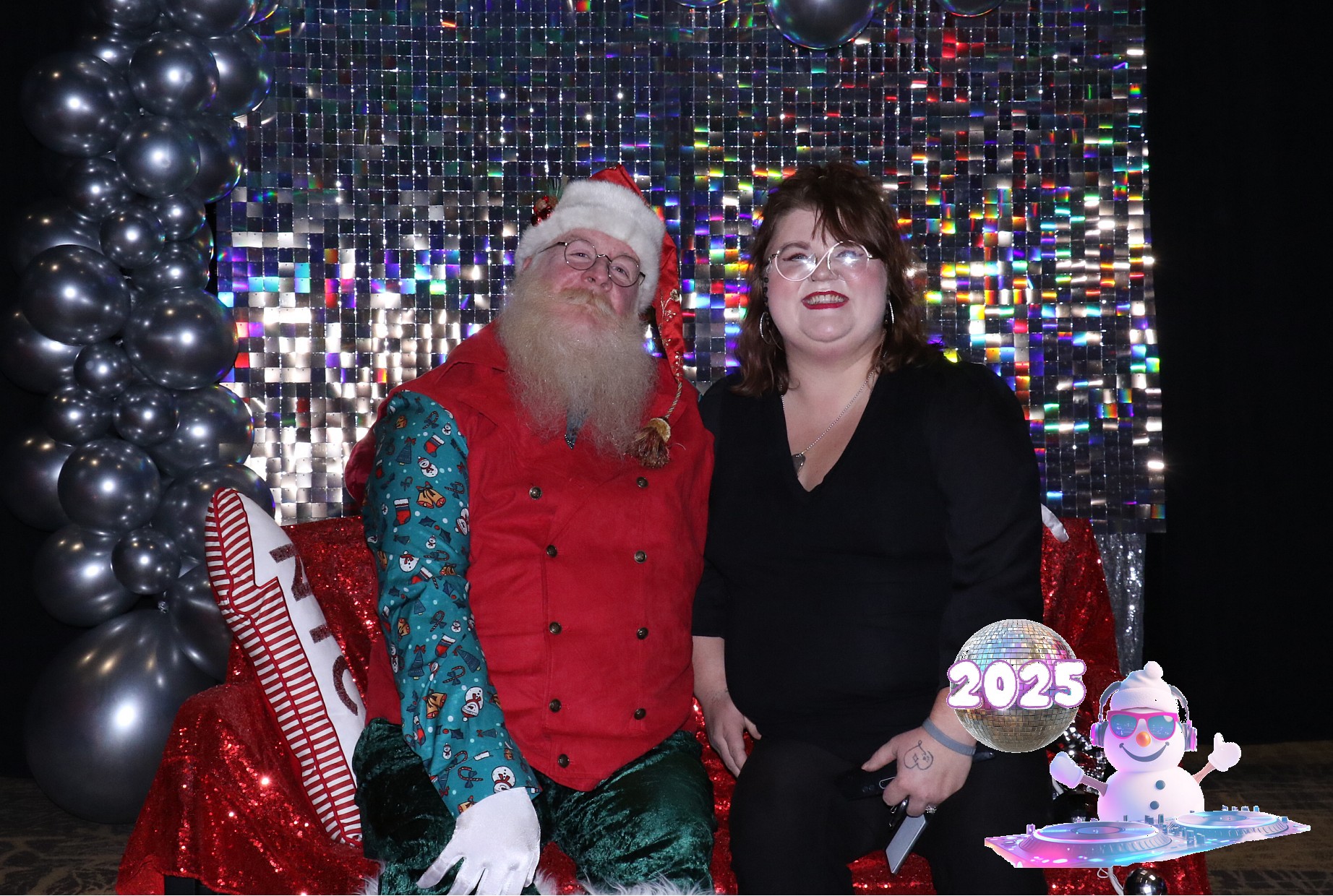MVG Santa | View more photos from the event at gallery.photoboothcincy.com/u/PhotoBoothCincy/MVG-Santa