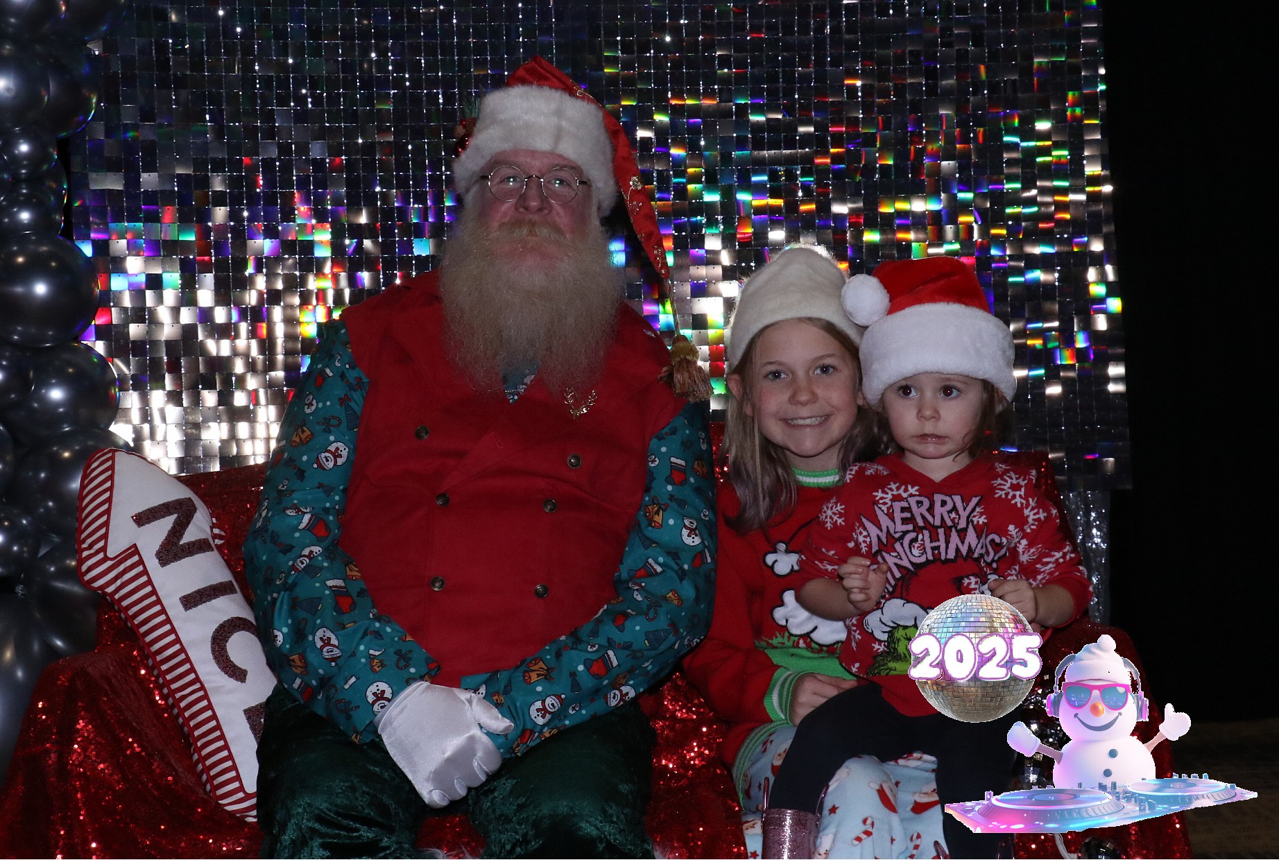 MVG Santa | View more photos from the event at gallery.photoboothcincy.com/u/PhotoBoothCincy/MVG-Santa