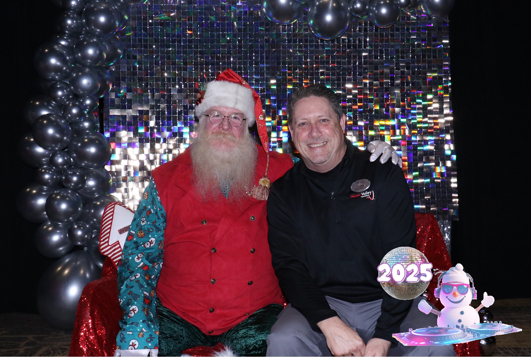 MVG Santa | View more photos from the event at gallery.photoboothcincy.com/u/PhotoBoothCincy/MVG-Santa
