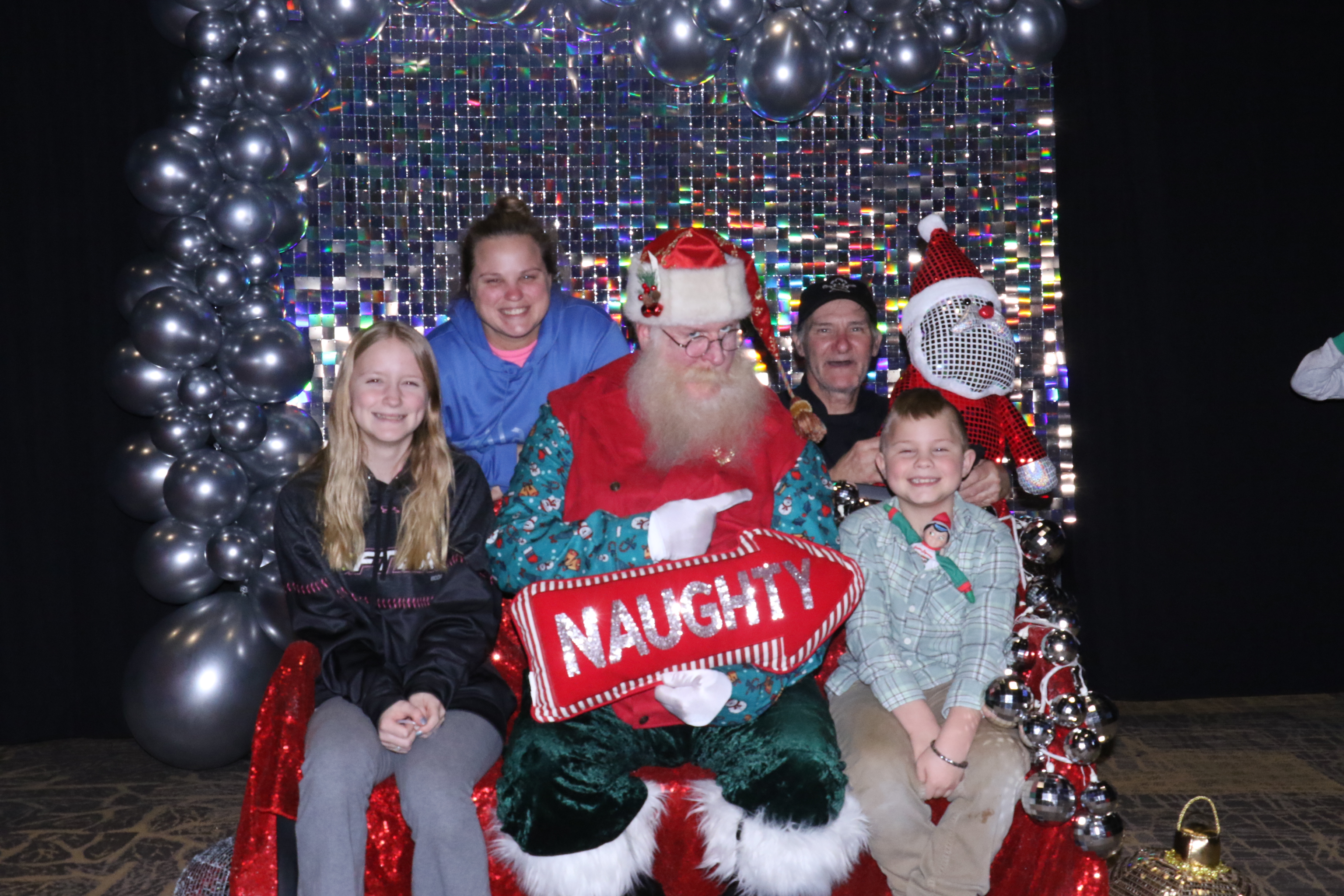 MVG Santa | View more photos from the event at gallery.photoboothcincy.com/u/PhotoBoothCincy/MVG-Santa