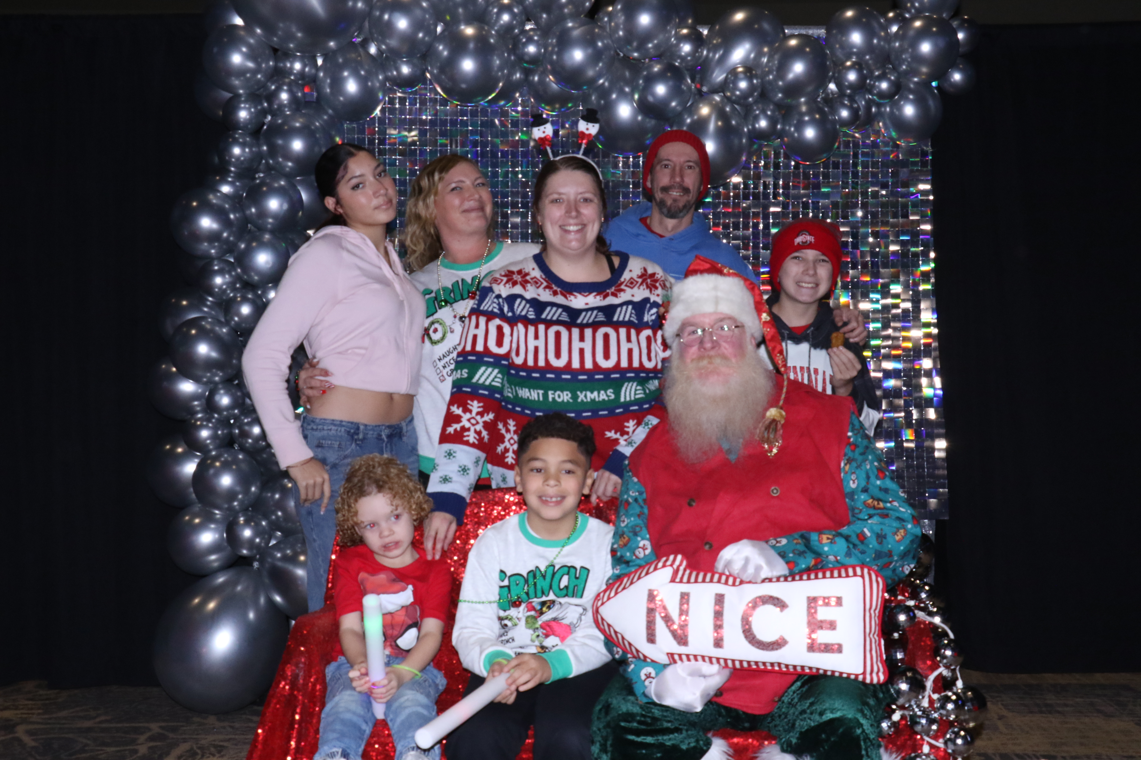 MVG Santa | View more photos from the event at gallery.photoboothcincy.com/u/PhotoBoothCincy/MVG-Santa