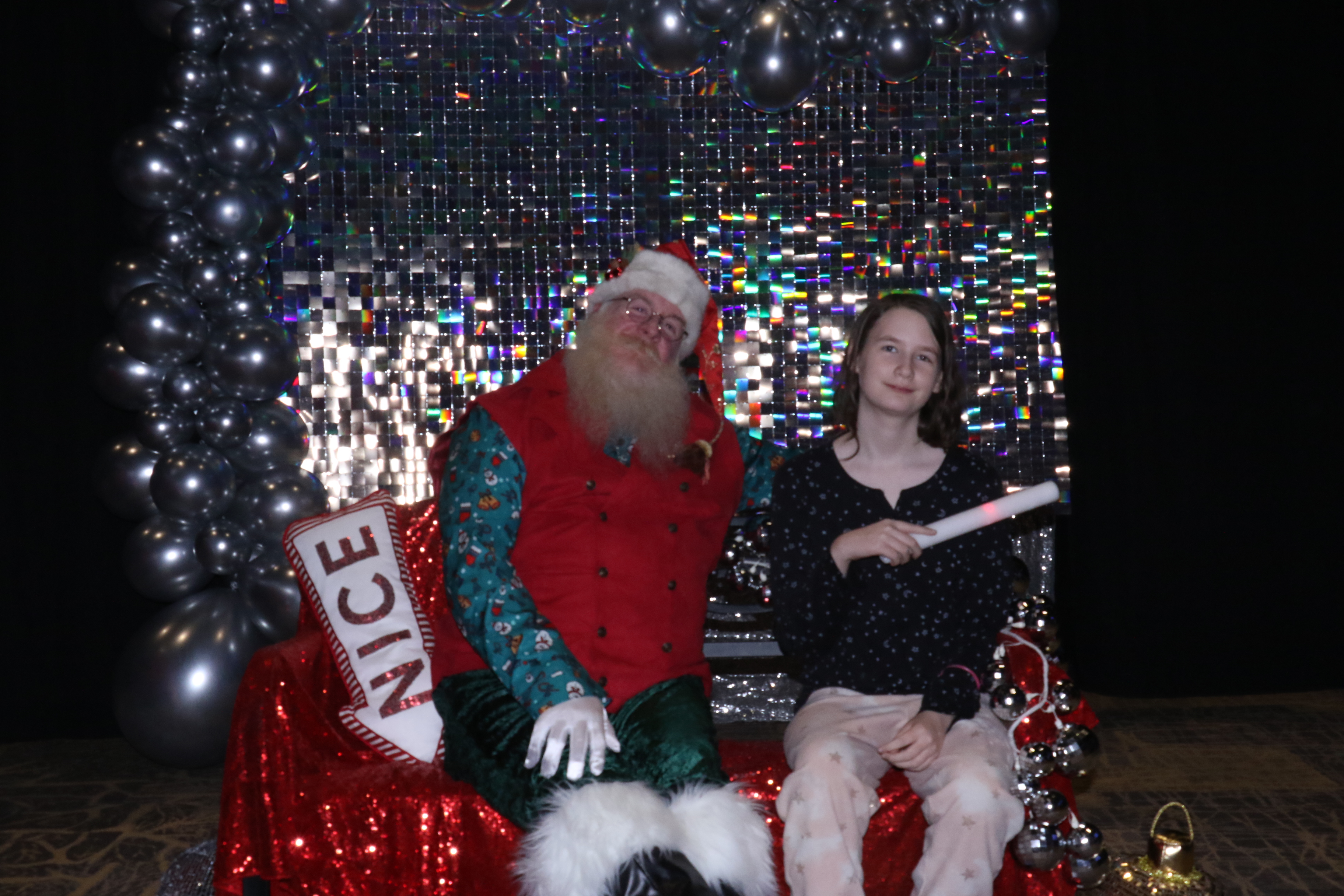 MVG Santa | View more photos from the event at gallery.photoboothcincy.com/u/PhotoBoothCincy/MVG-Santa