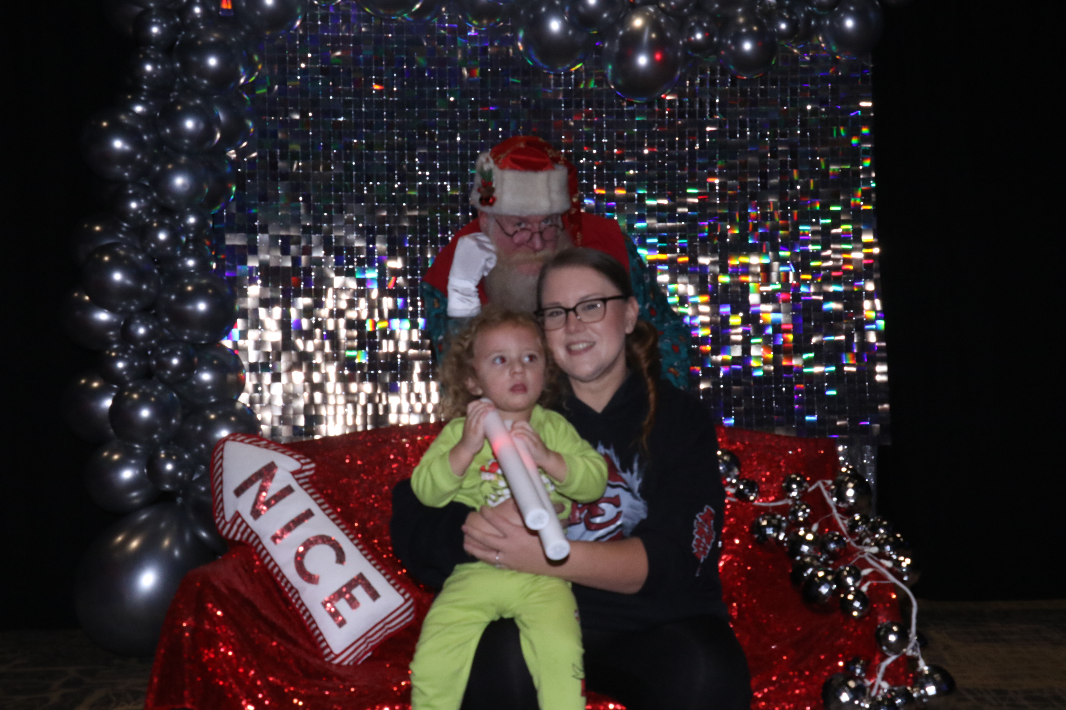 MVG Santa | View more photos from the event at gallery.photoboothcincy.com/u/PhotoBoothCincy/MVG-Santa