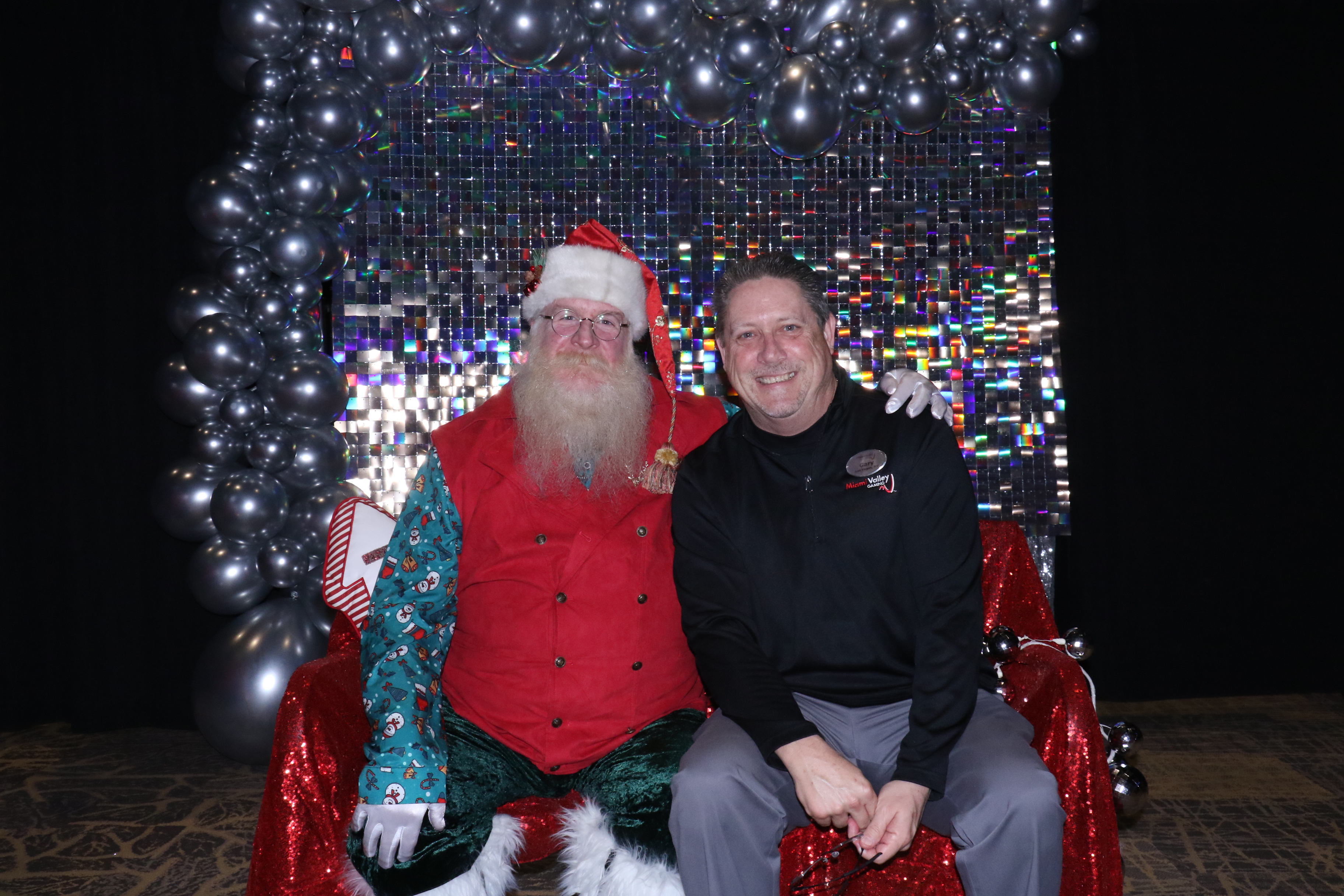 MVG Santa | View more photos from the event at gallery.photoboothcincy.com/u/PhotoBoothCincy/MVG-Santa