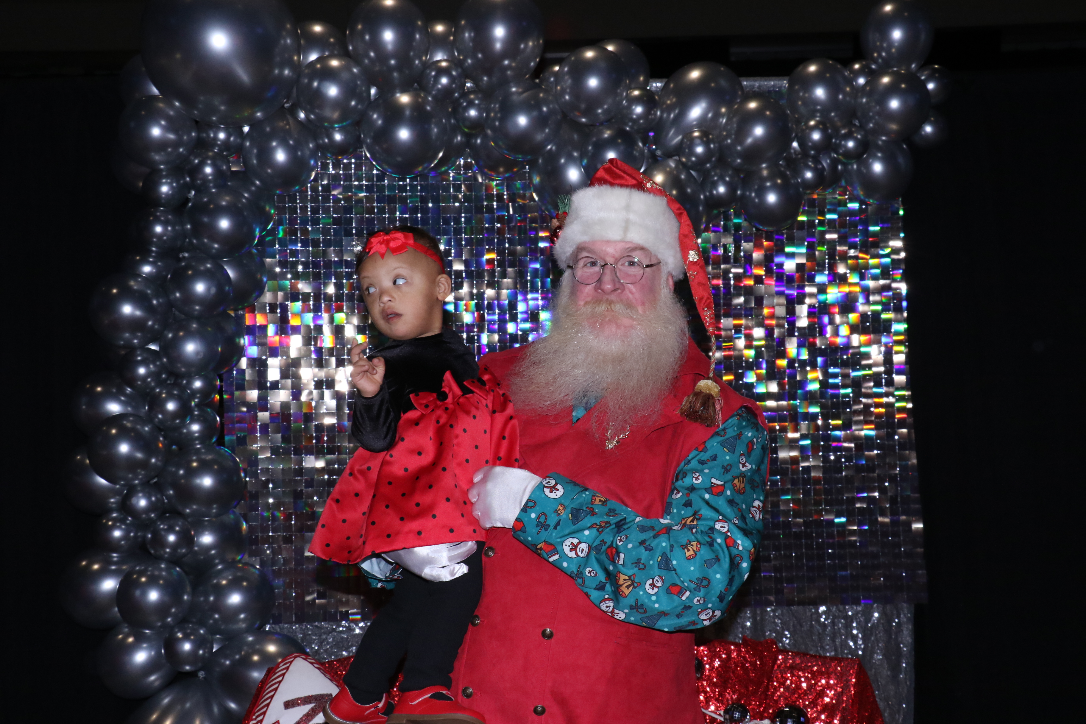 MVG Santa | View more photos from the event at gallery.photoboothcincy.com/u/PhotoBoothCincy/MVG-Santa