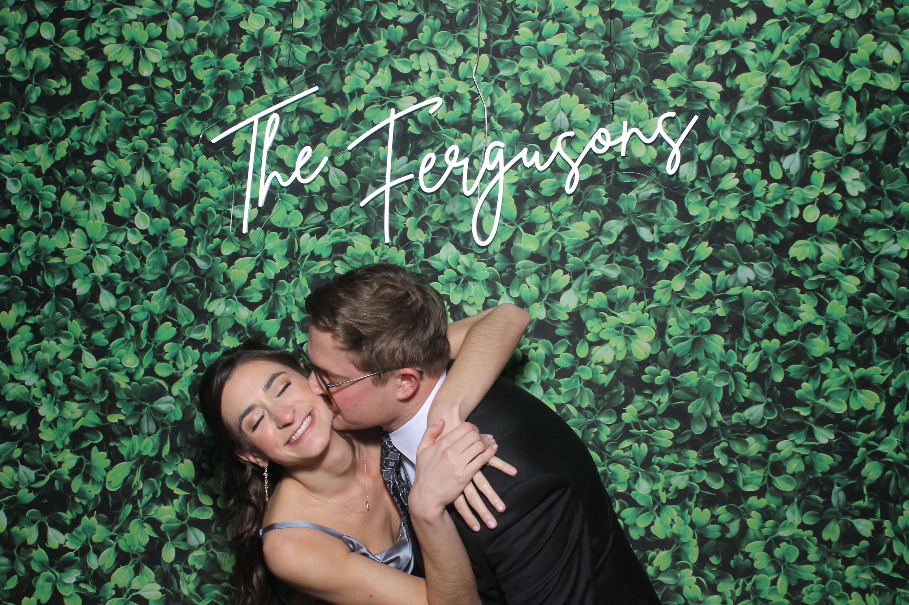 Mackenzie & Trent | View more photos from the event at gallery.photoboothcincy.com/u/PhotoBoothCincy/Mackenzie-Trent