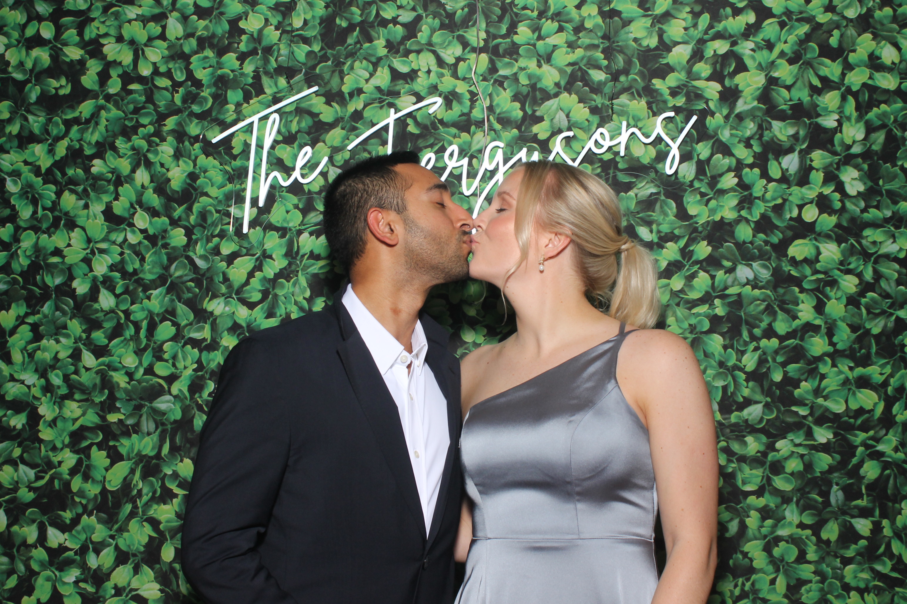 Mackenzie & Trent | View more photos from the event at gallery.photoboothcincy.com/u/PhotoBoothCincy/Mackenzie-Trent