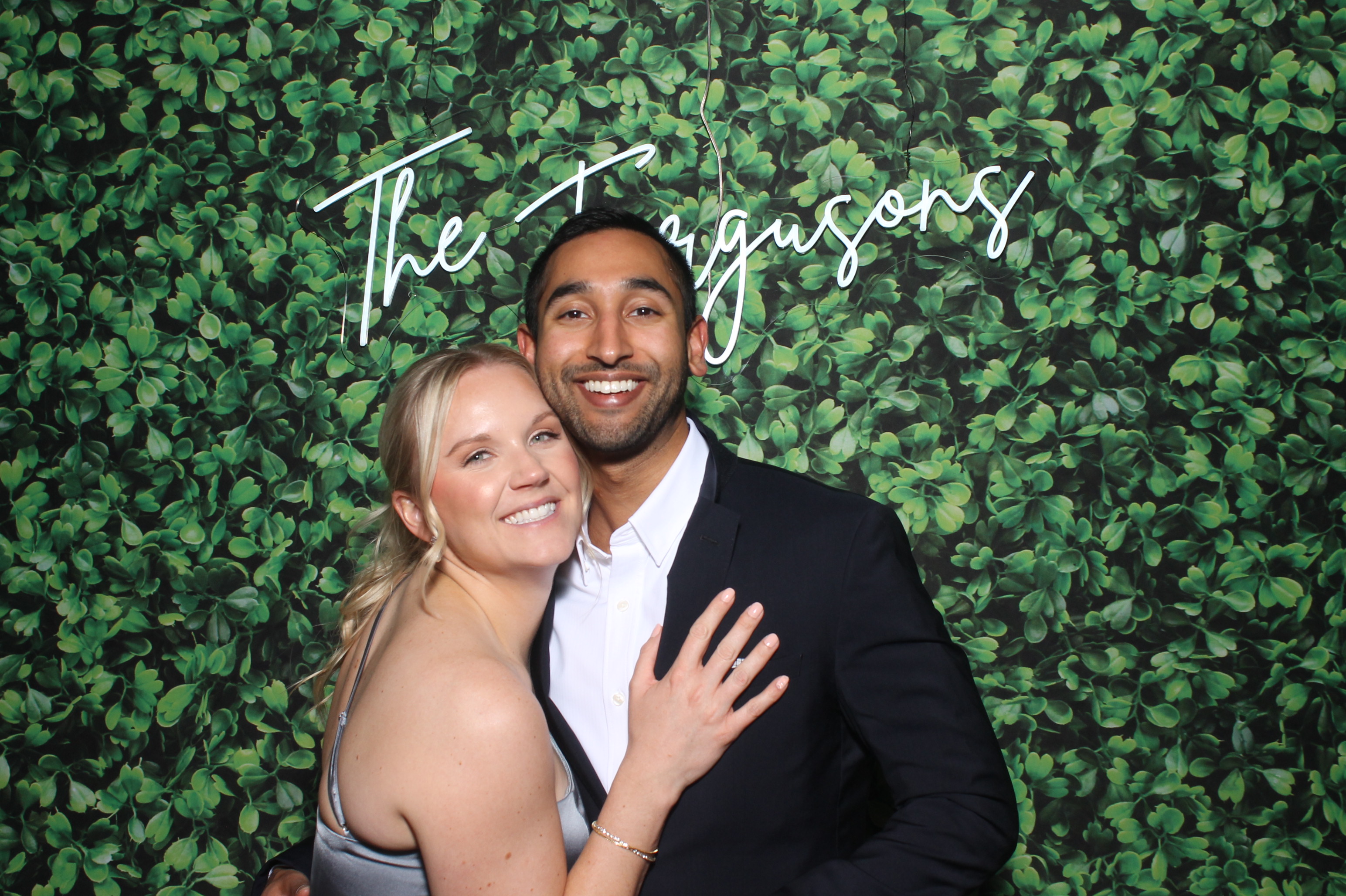 Mackenzie & Trent | View more photos from the event at gallery.photoboothcincy.com/u/PhotoBoothCincy/Mackenzie-Trent