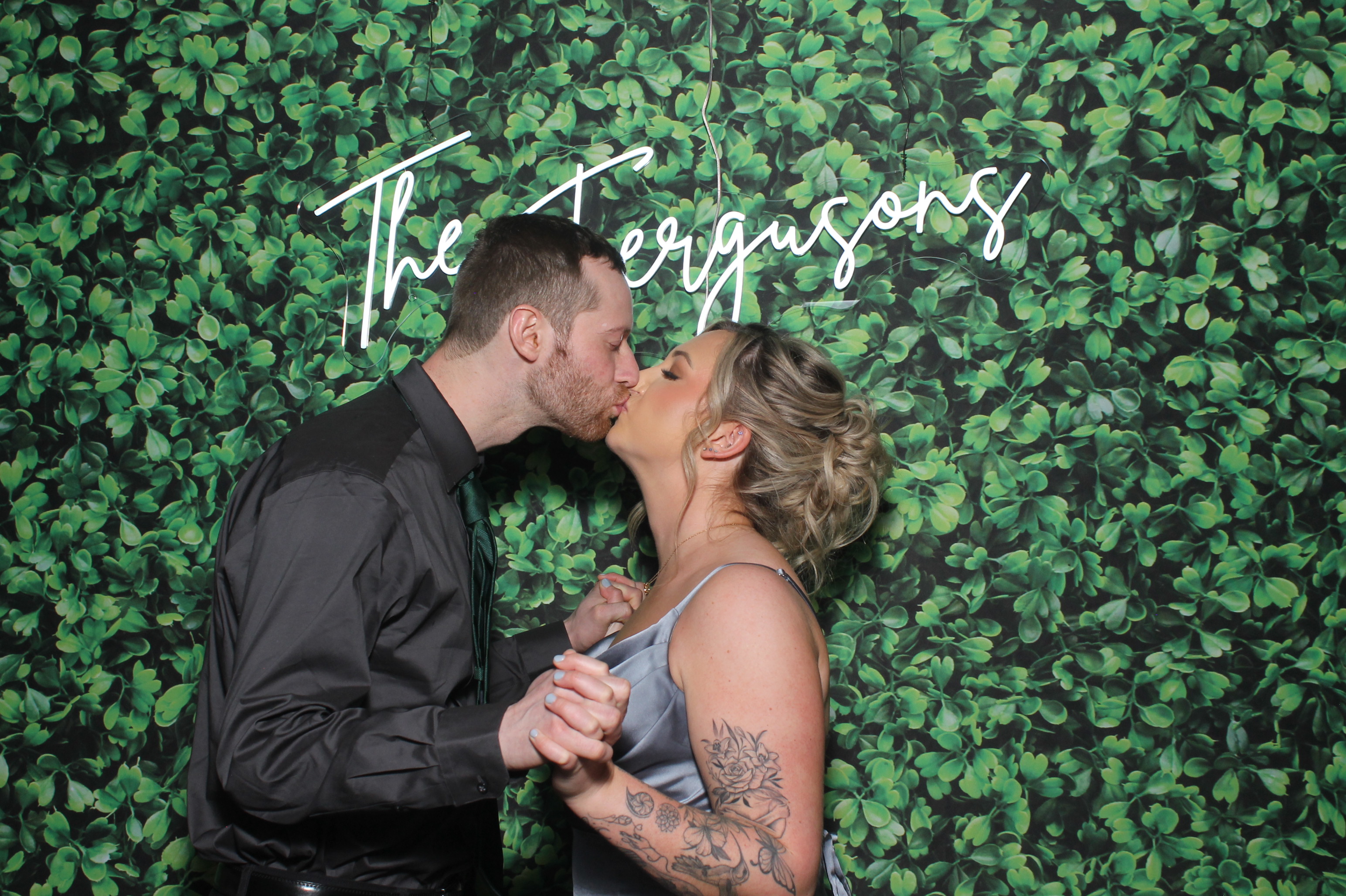Mackenzie & Trent | View more photos from the event at gallery.photoboothcincy.com/u/PhotoBoothCincy/Mackenzie-Trent