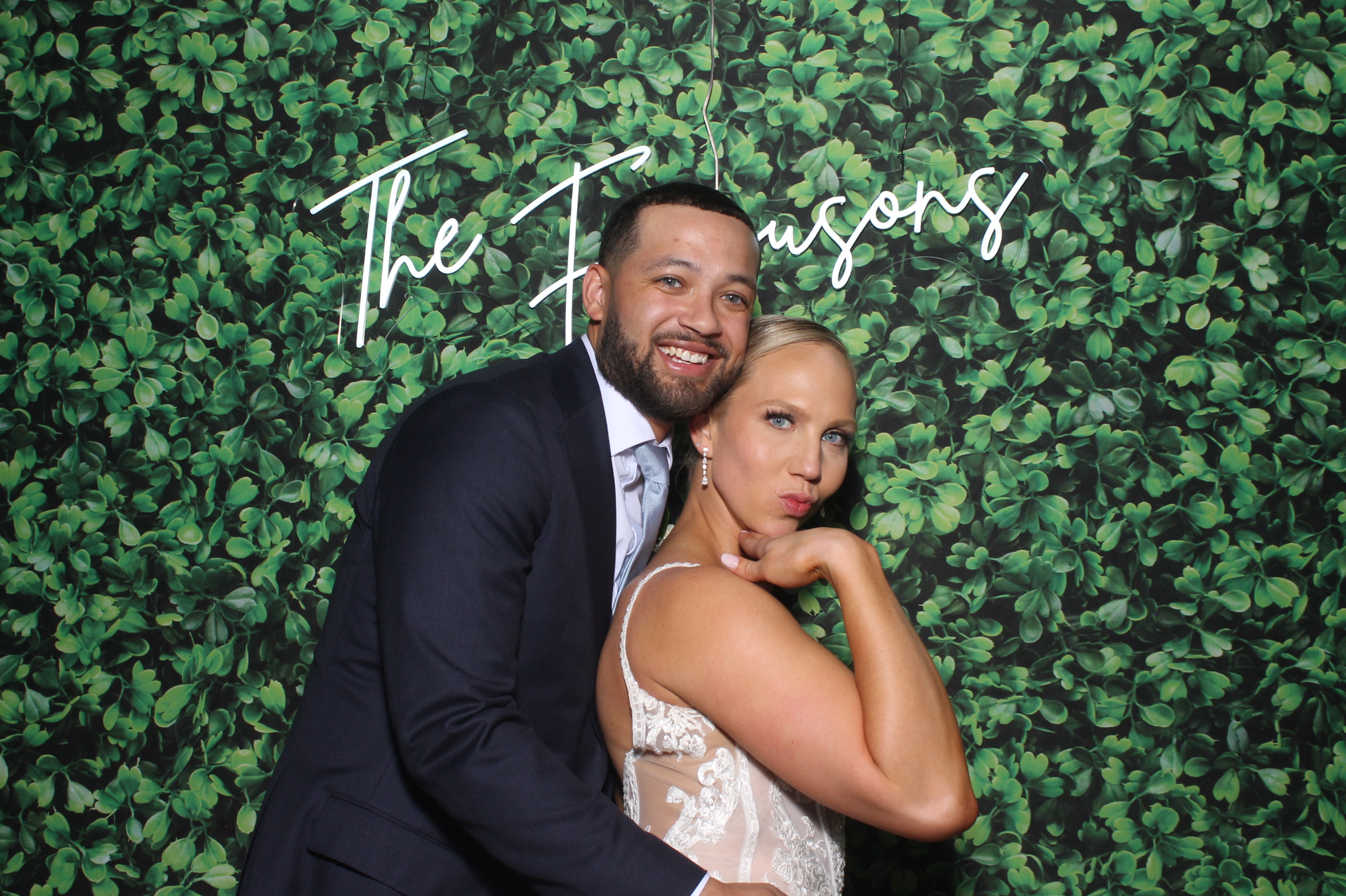 Mackenzie & Trent | View more photos from the event at gallery.photoboothcincy.com/u/PhotoBoothCincy/Mackenzie-Trent