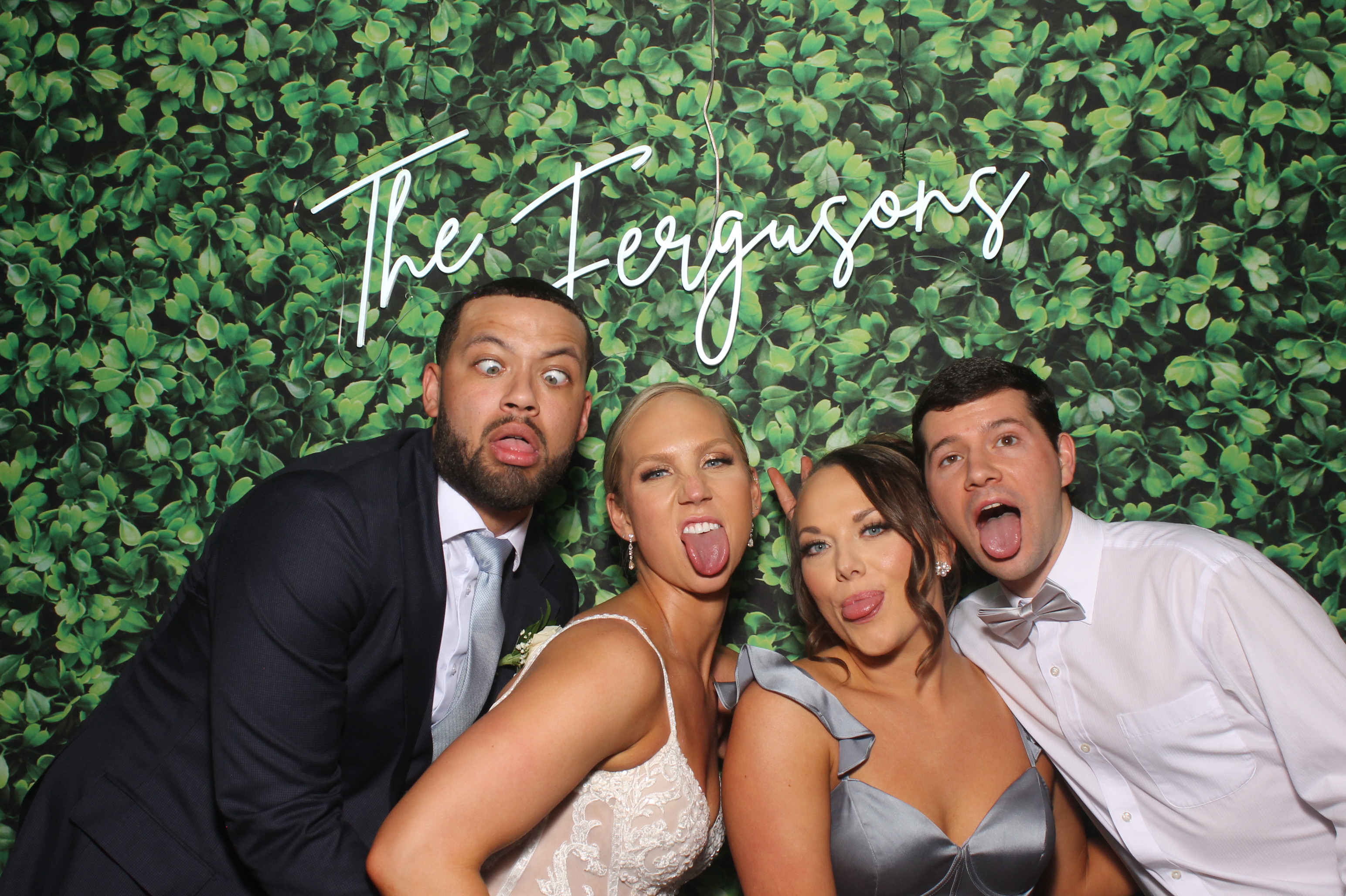 Mackenzie & Trent | View more photos from the event at gallery.photoboothcincy.com/u/PhotoBoothCincy/Mackenzie-Trent