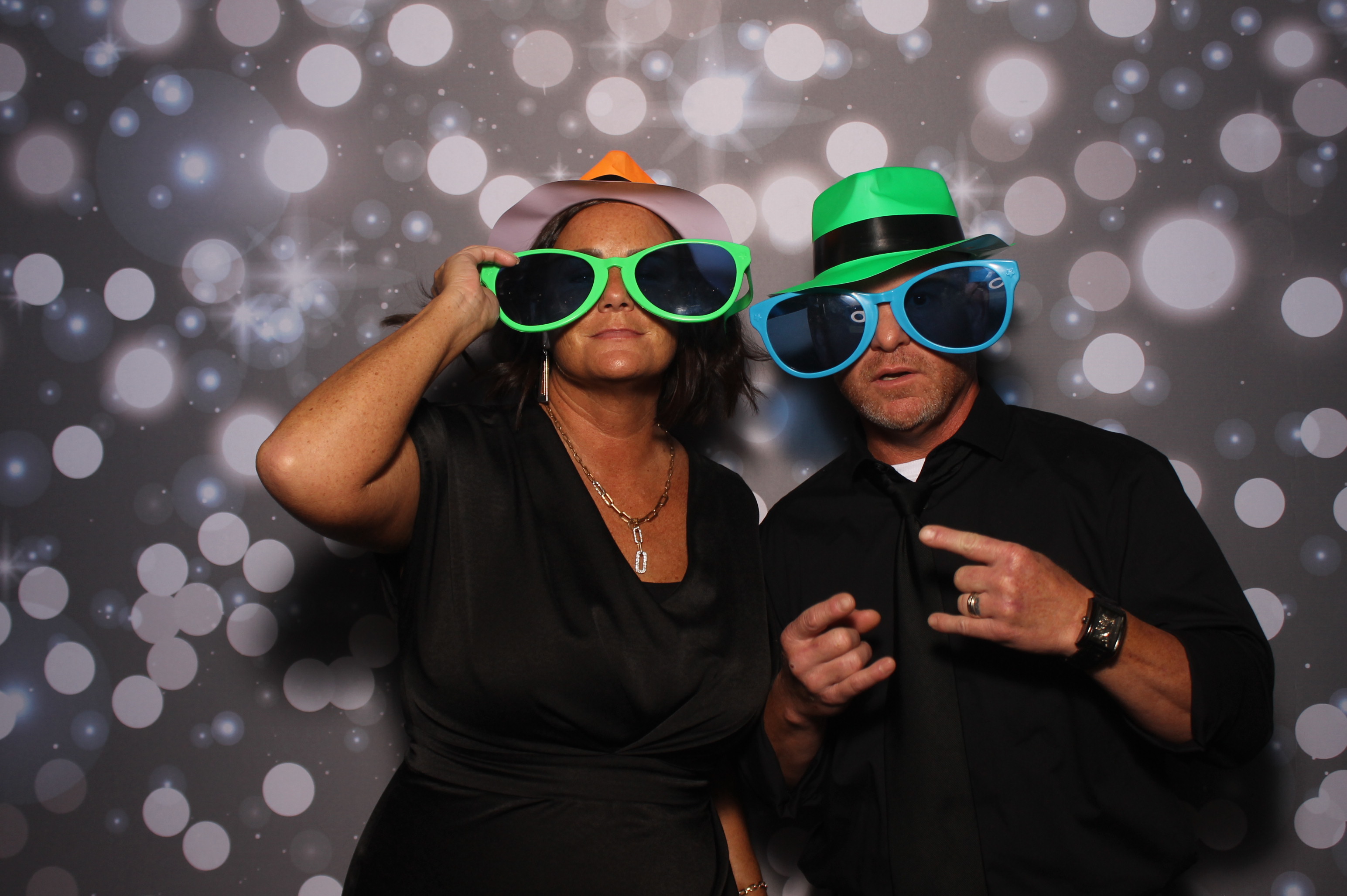 Maddlyn & Anthony | View more photos from the event at gallery.photoboothcincy.com/u/PhotoBoothCincy/Maddlyn-Anthony
