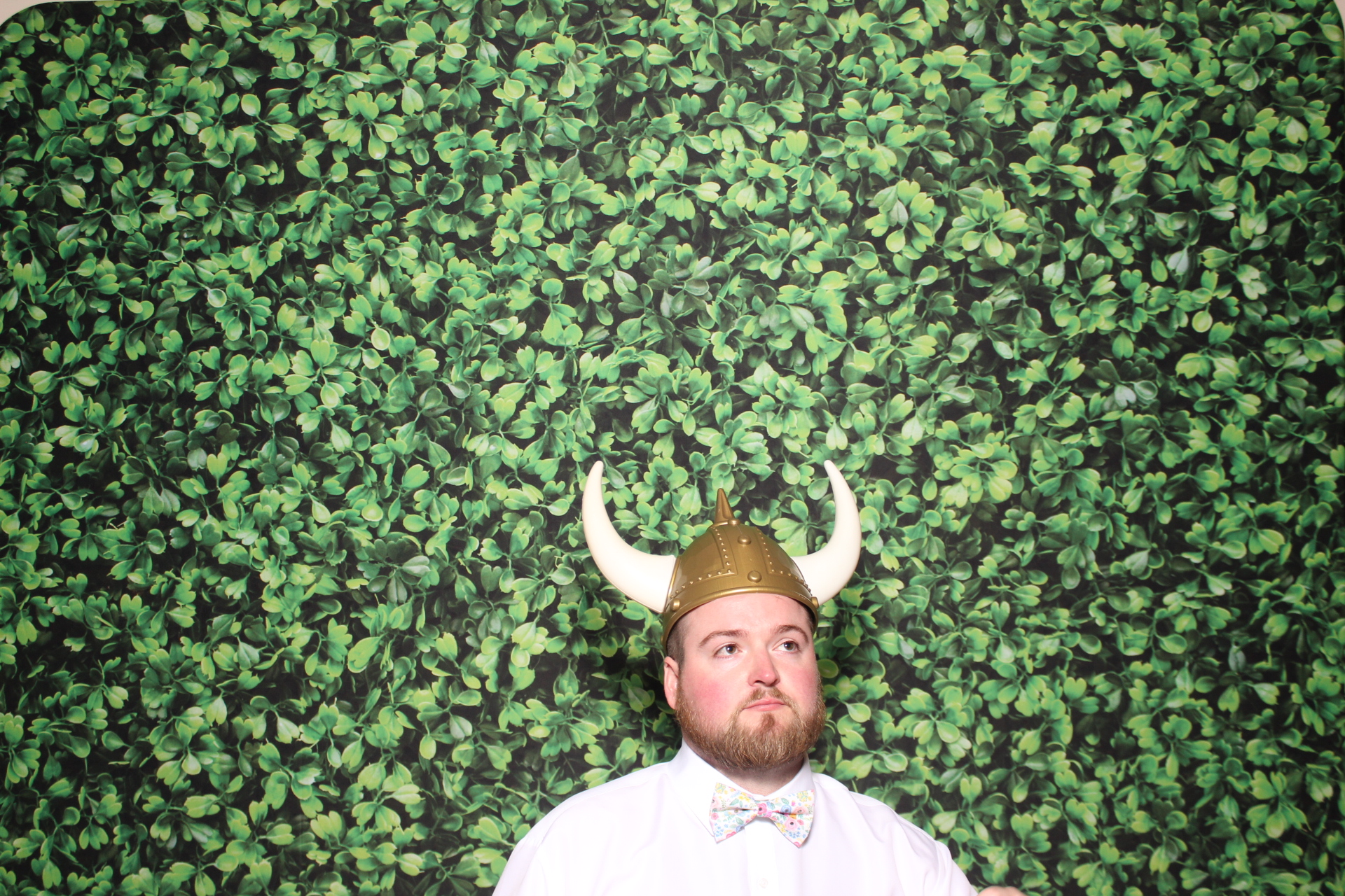 Madelyn & Austin  | View more photos from the event at gallery.photoboothcincy.com/u/PhotoBoothCincy/Madelyn-Austin