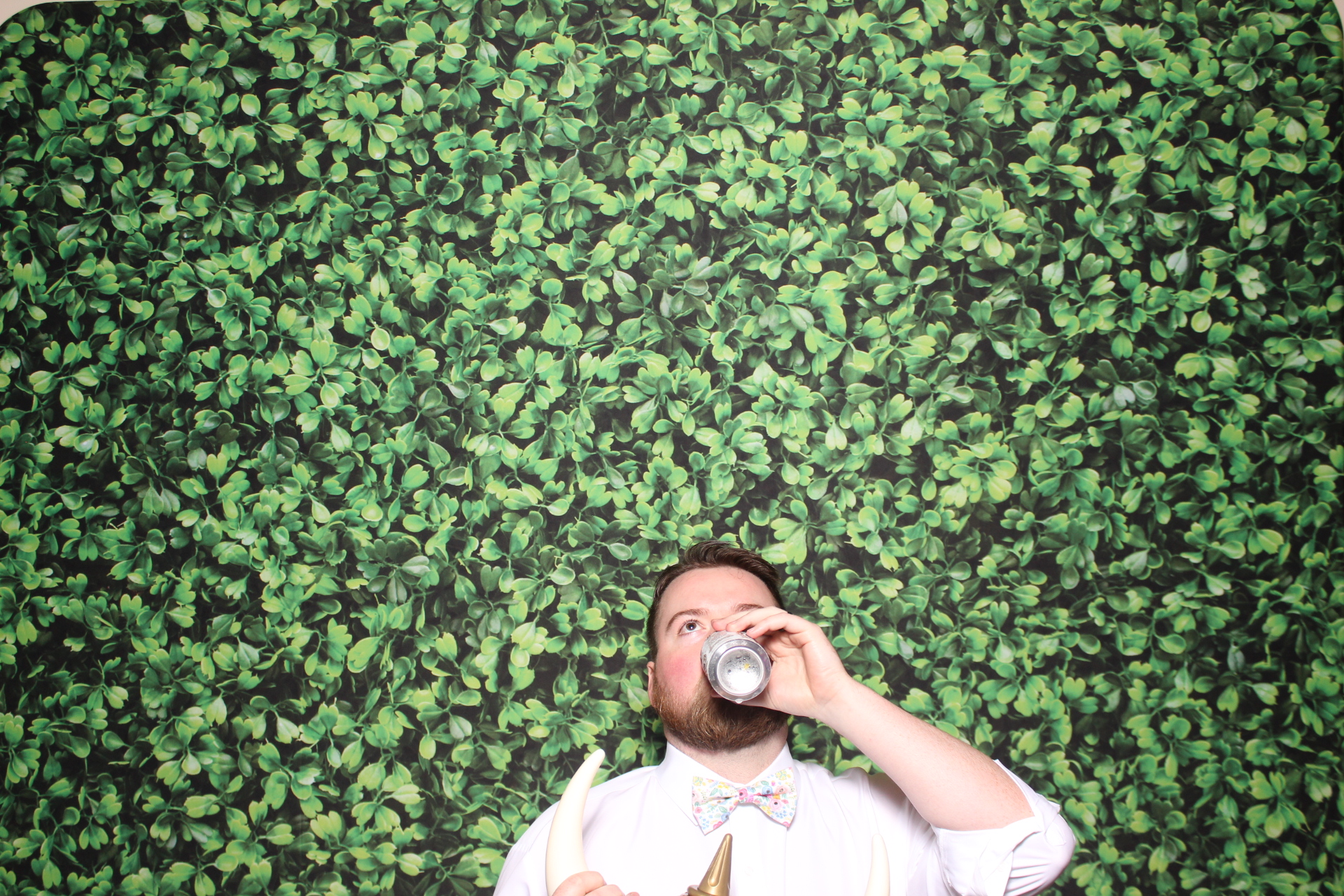 Madelyn & Austin  | View more photos from the event at gallery.photoboothcincy.com/u/PhotoBoothCincy/Madelyn-Austin