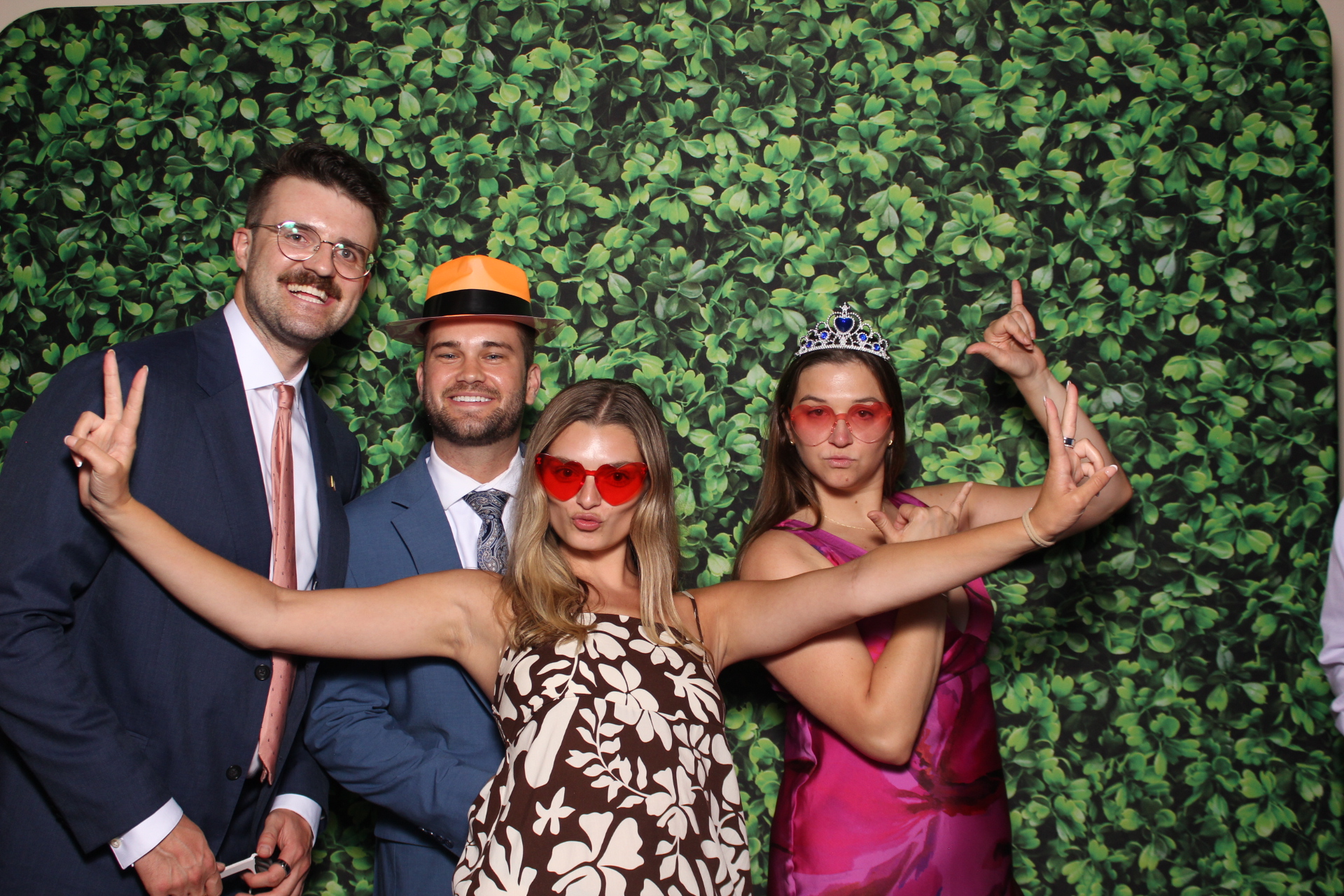 Madelyn & Austin  | View more photos from the event at gallery.photoboothcincy.com/u/PhotoBoothCincy/Madelyn-Austin